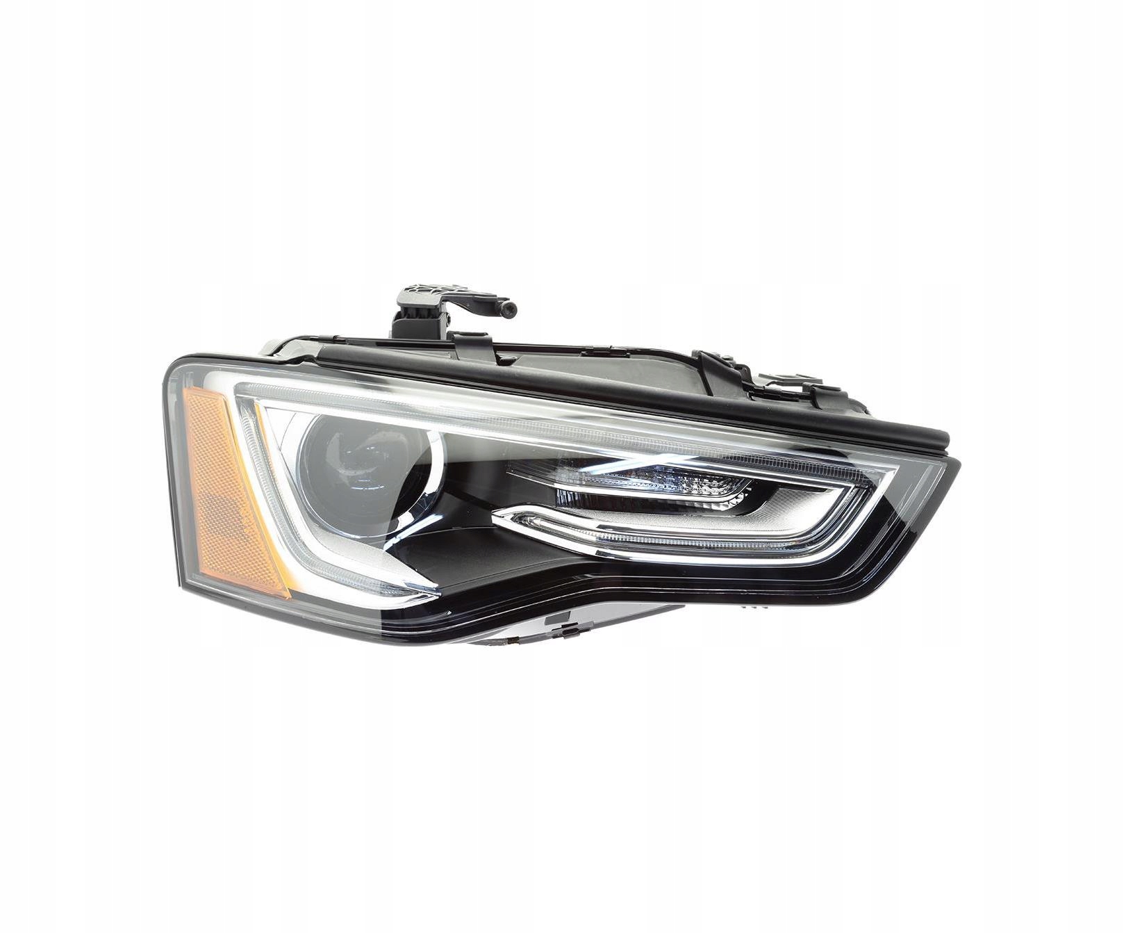 AUDI A4 B8 12-15 LAMPA PRZEDNIA