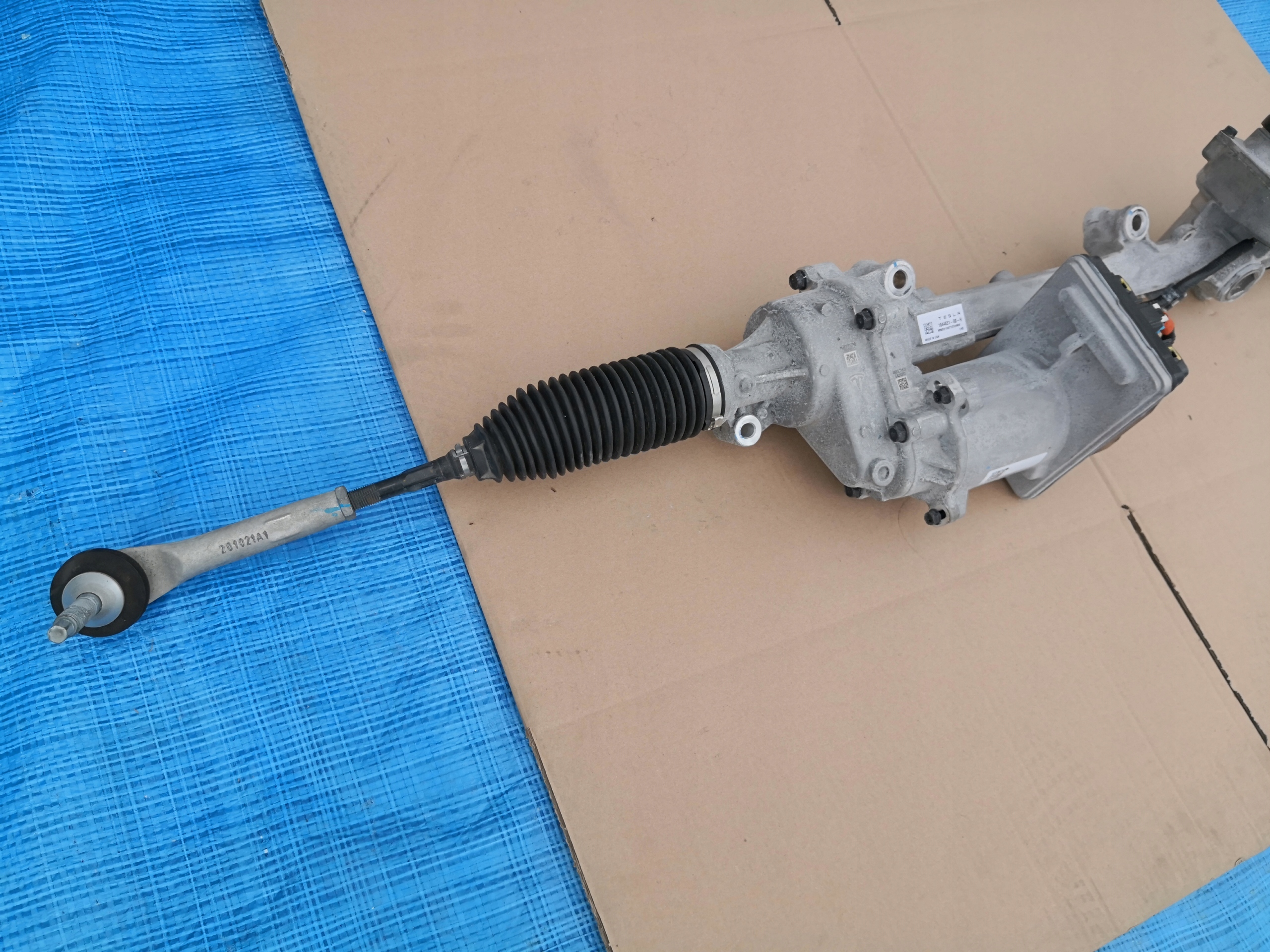 TESLA 3 2020 PRZEKŁADNIA MAGLOWNICA 1044831-00-H Numer katalogowy części 1044831-00-H