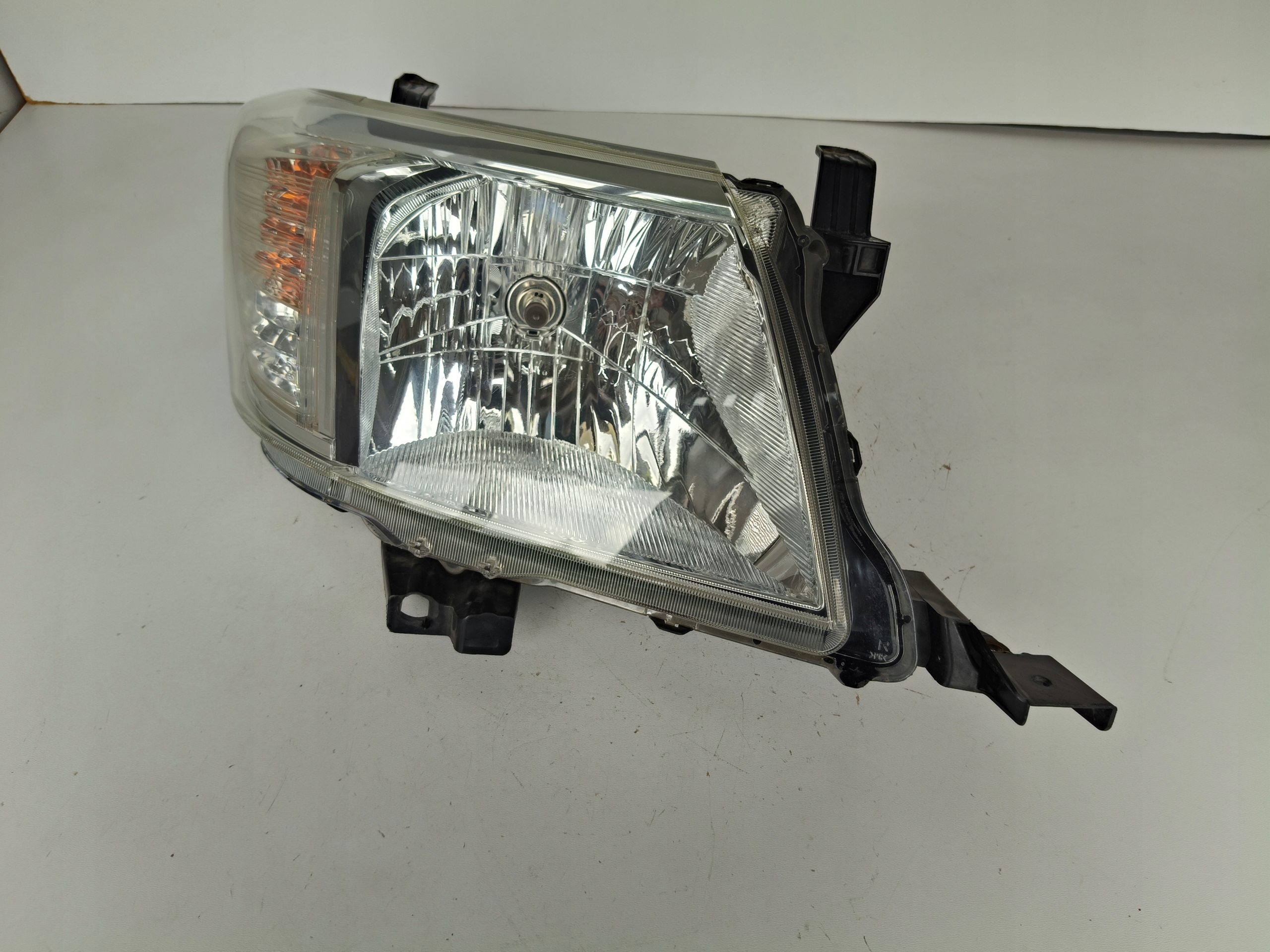 Licht rechts REFLEKTOR TOYOTA HILUX 12- LIFT