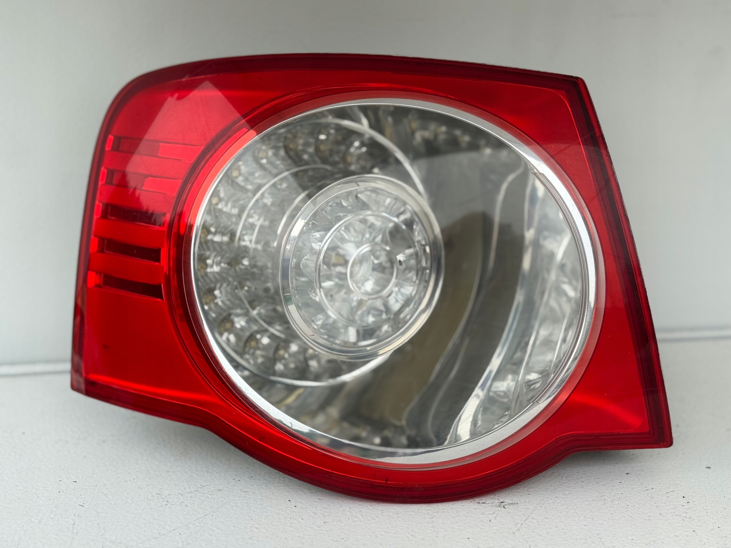 light left rear VOLKSWAGEN JETTA V 1K5945095G sedan