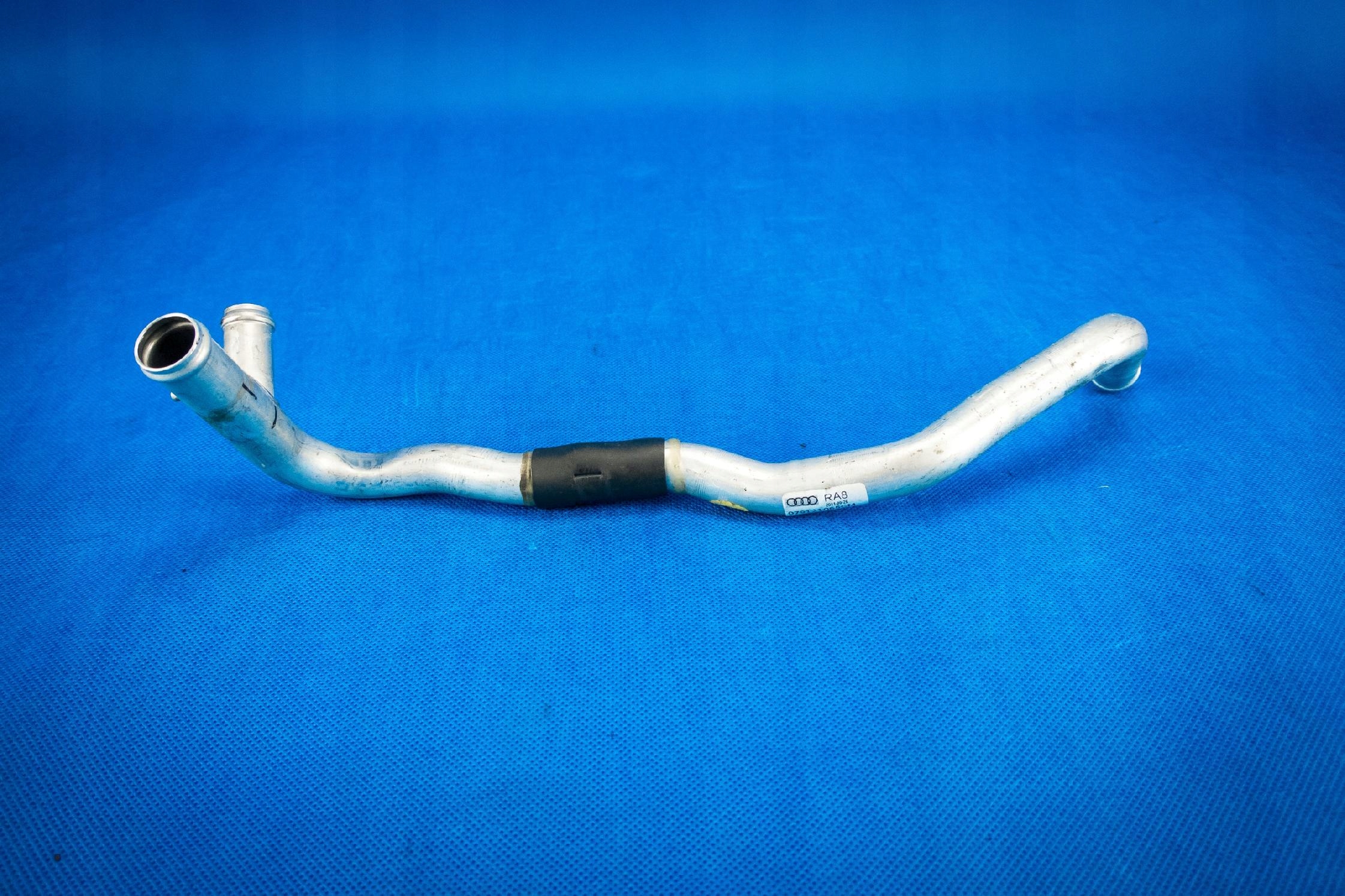 pipe hose wodna Audi S6 S7 RS6 RS7 079121065CM