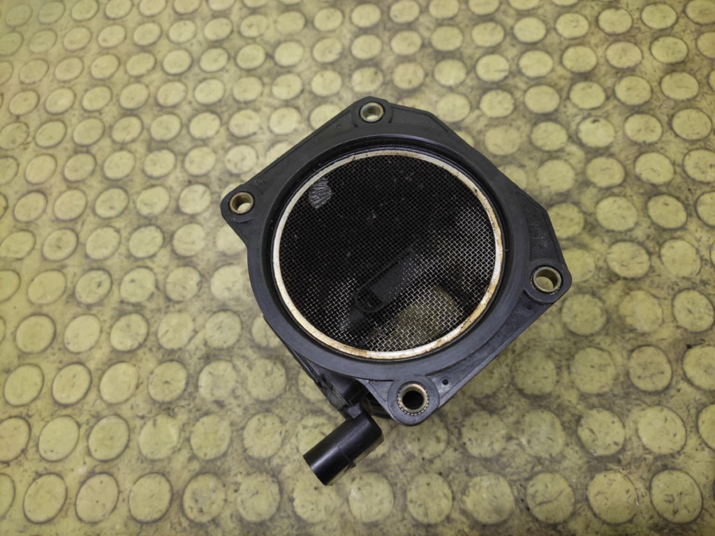 VW GOLF IV 1.6 luftmassenmesser 06A906461B
