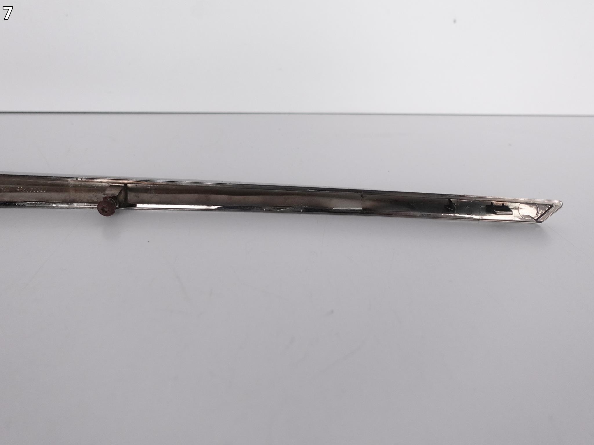 MASERATI GHIBLI 13- CHROM moulding bonnet rear part