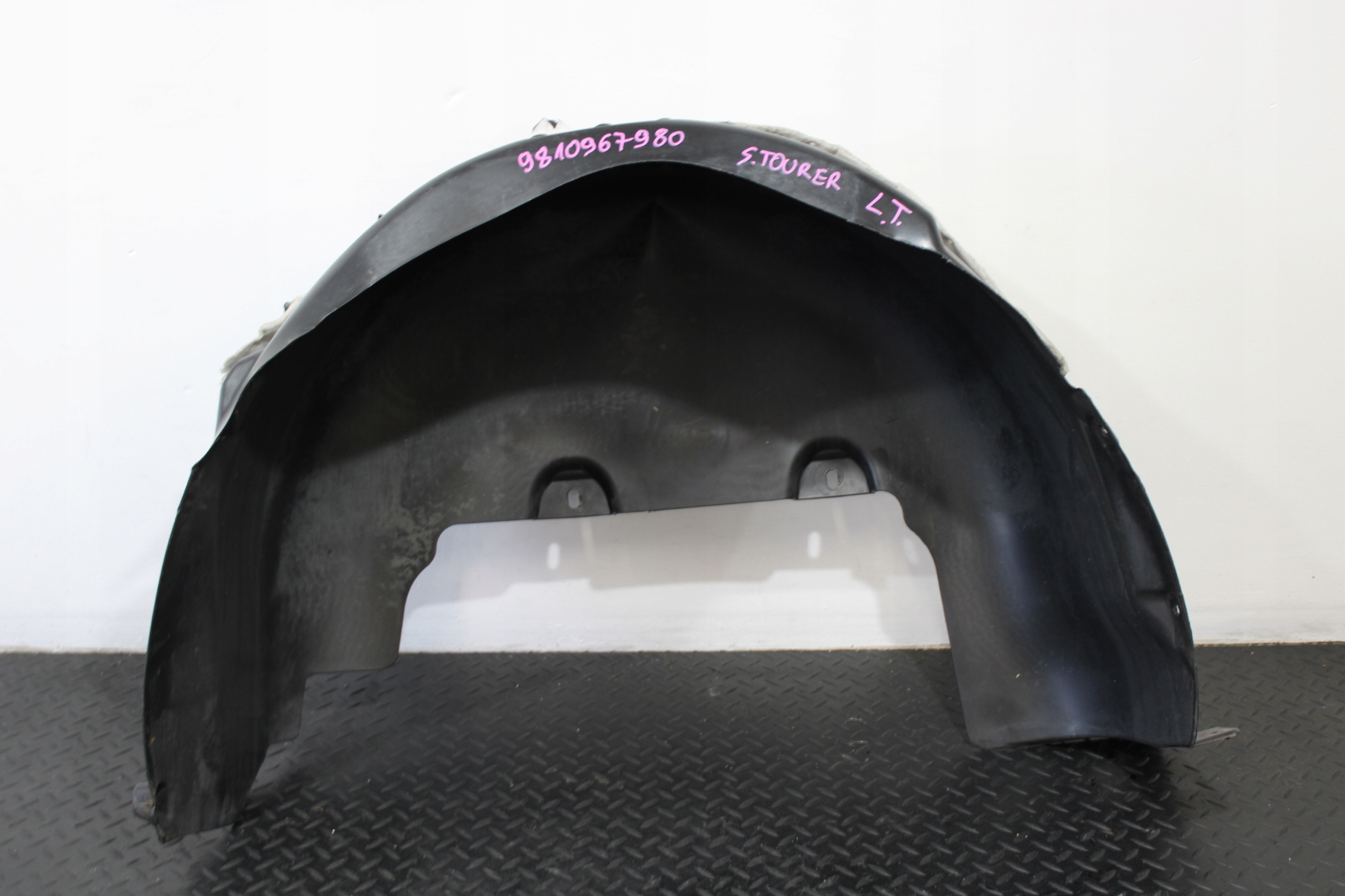 mudguard left rear part CITROEN SPACETOURER 3 III 9810967980