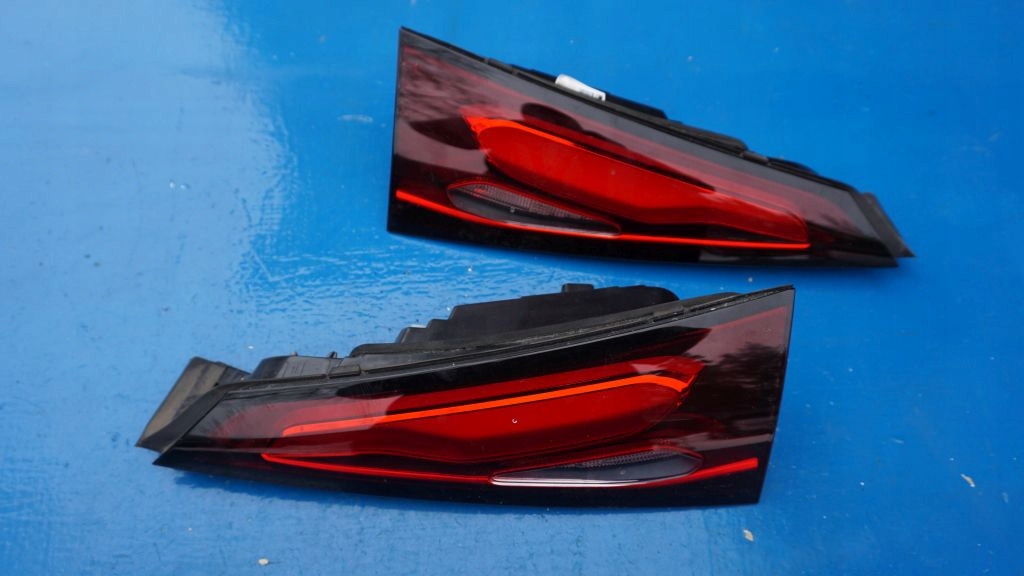 MERCEDES GLC 254 - left rear light EUR