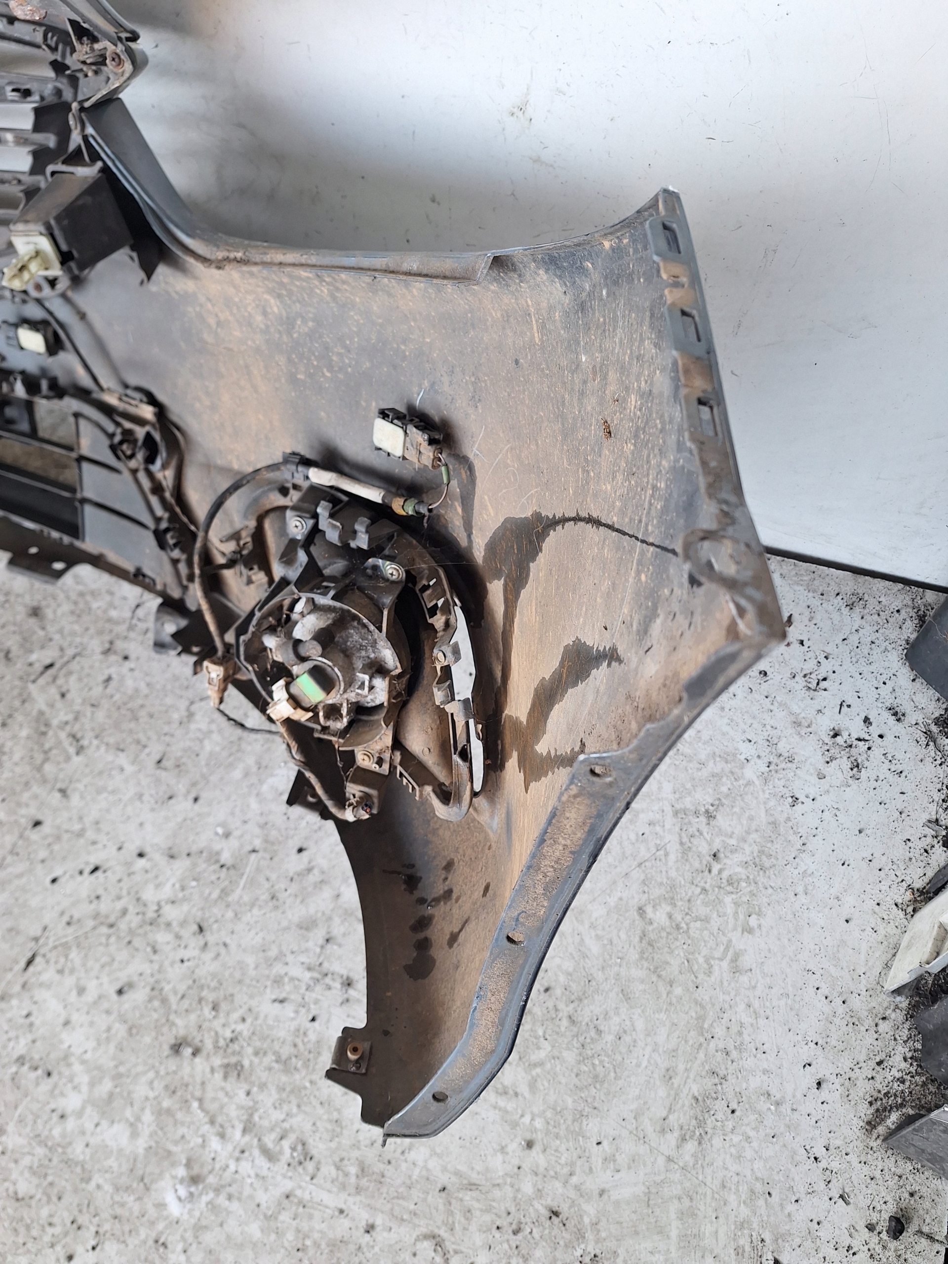 MAZDA 6 GJ 12-15 nárazník + PDC