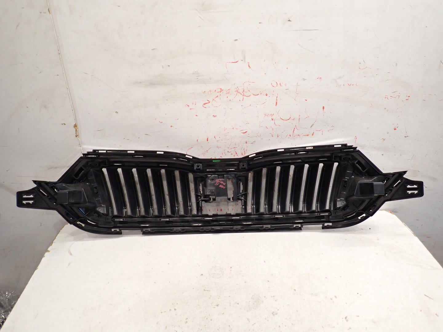 Grill SKODA OCTAVIA IV 2020- 5E3807724