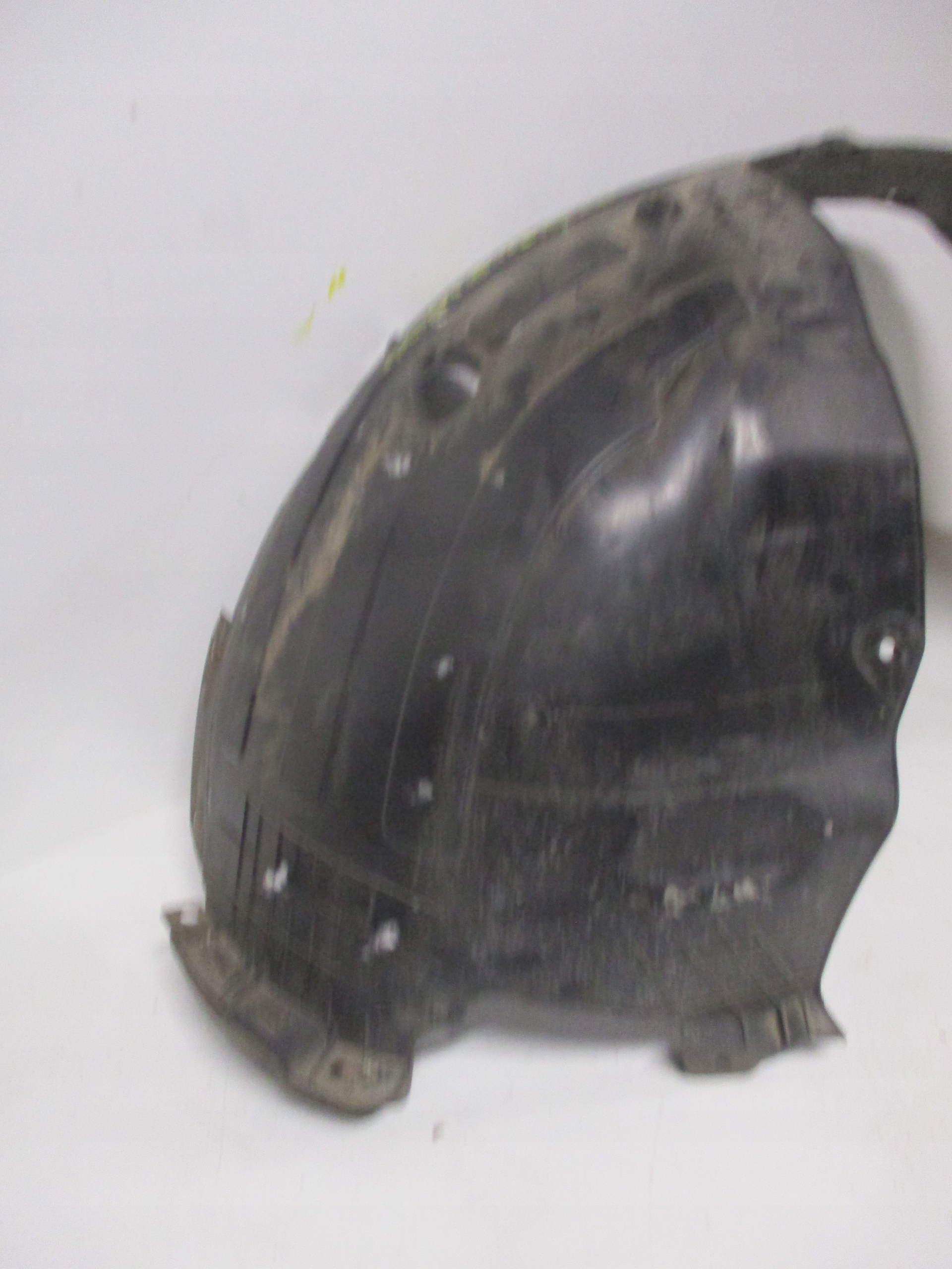 mudguard front right HYUNDAI SANTA FE 86813-S1500
