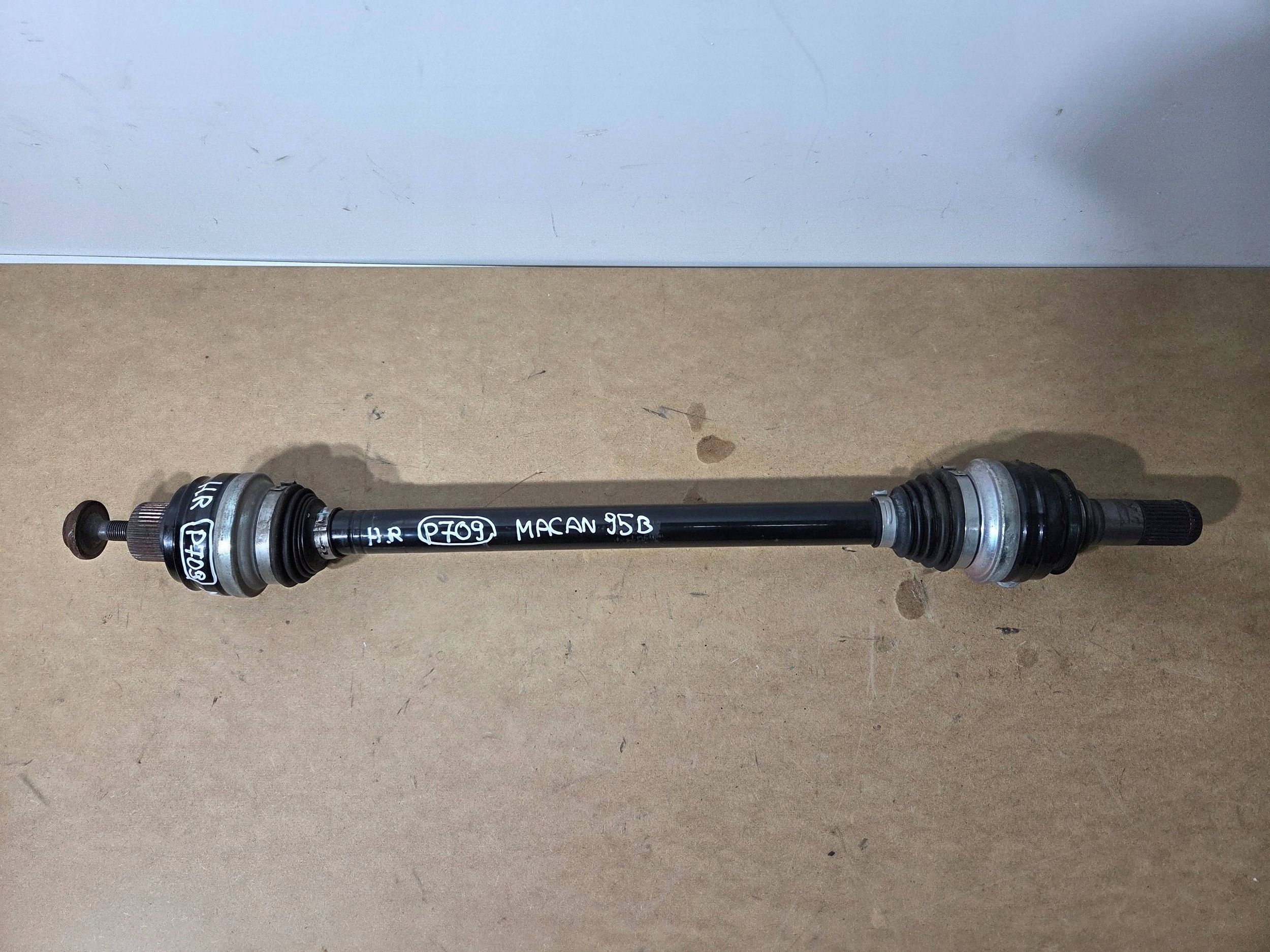 Porsche Macan (95B) semi-axis rear right 95B501203 (P709)
