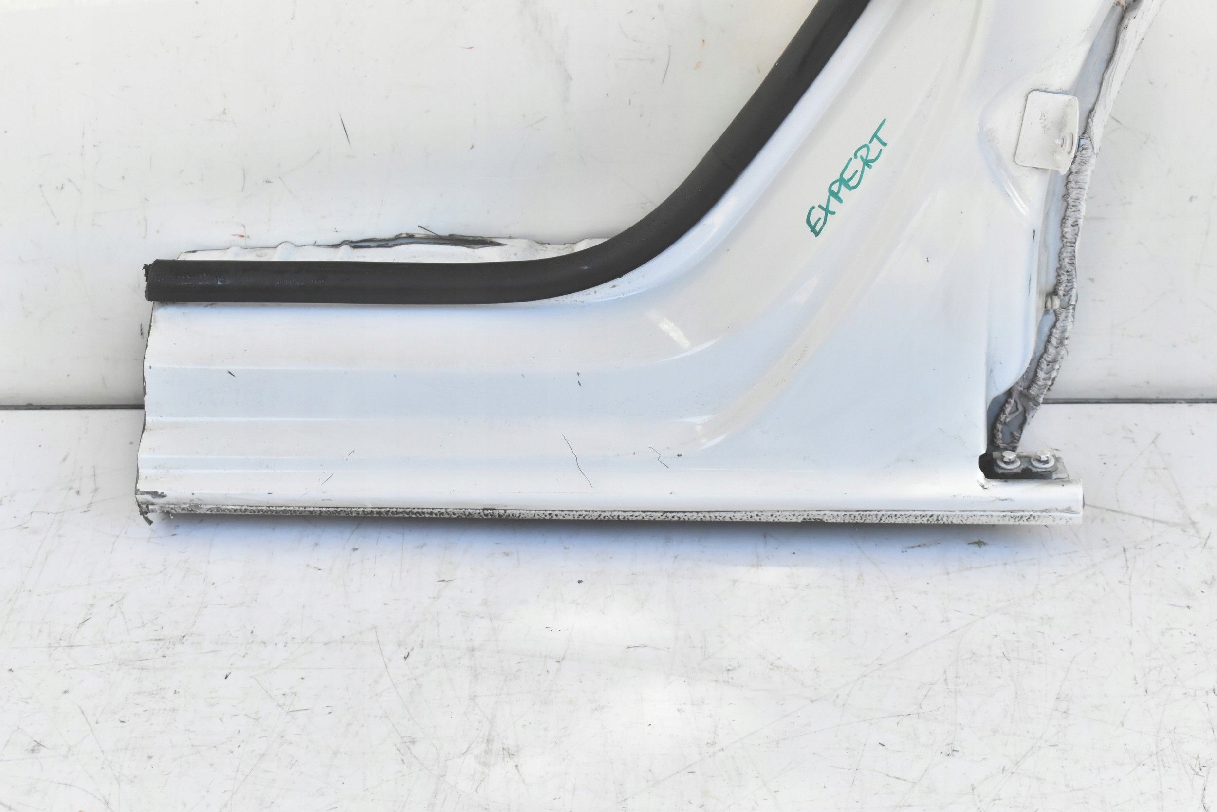 PRÓG PRAWY PRZÓD SŁUPEK EXPERT III JUMPY VIVARO C Stan opakowania zastępcze