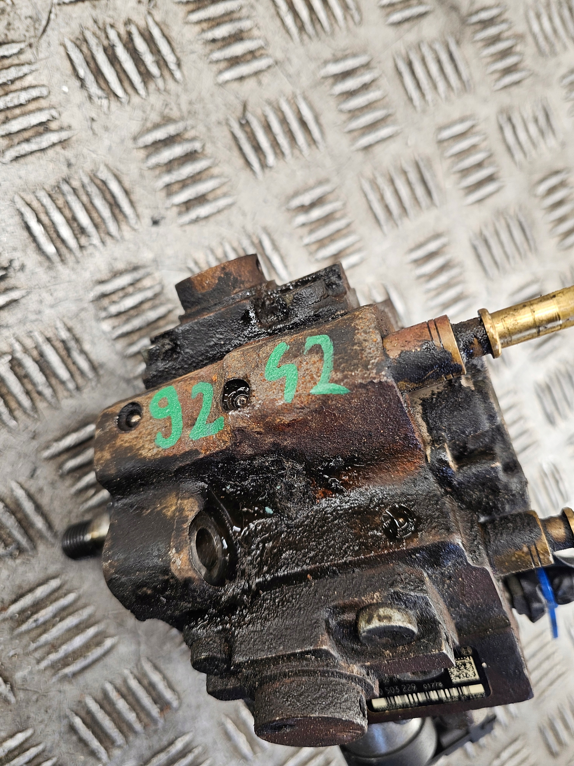 Einspritzpumpe MASTER II NISSAN INTERSTAR PRIMASTAR 2.5 DCI G9U 8200503229