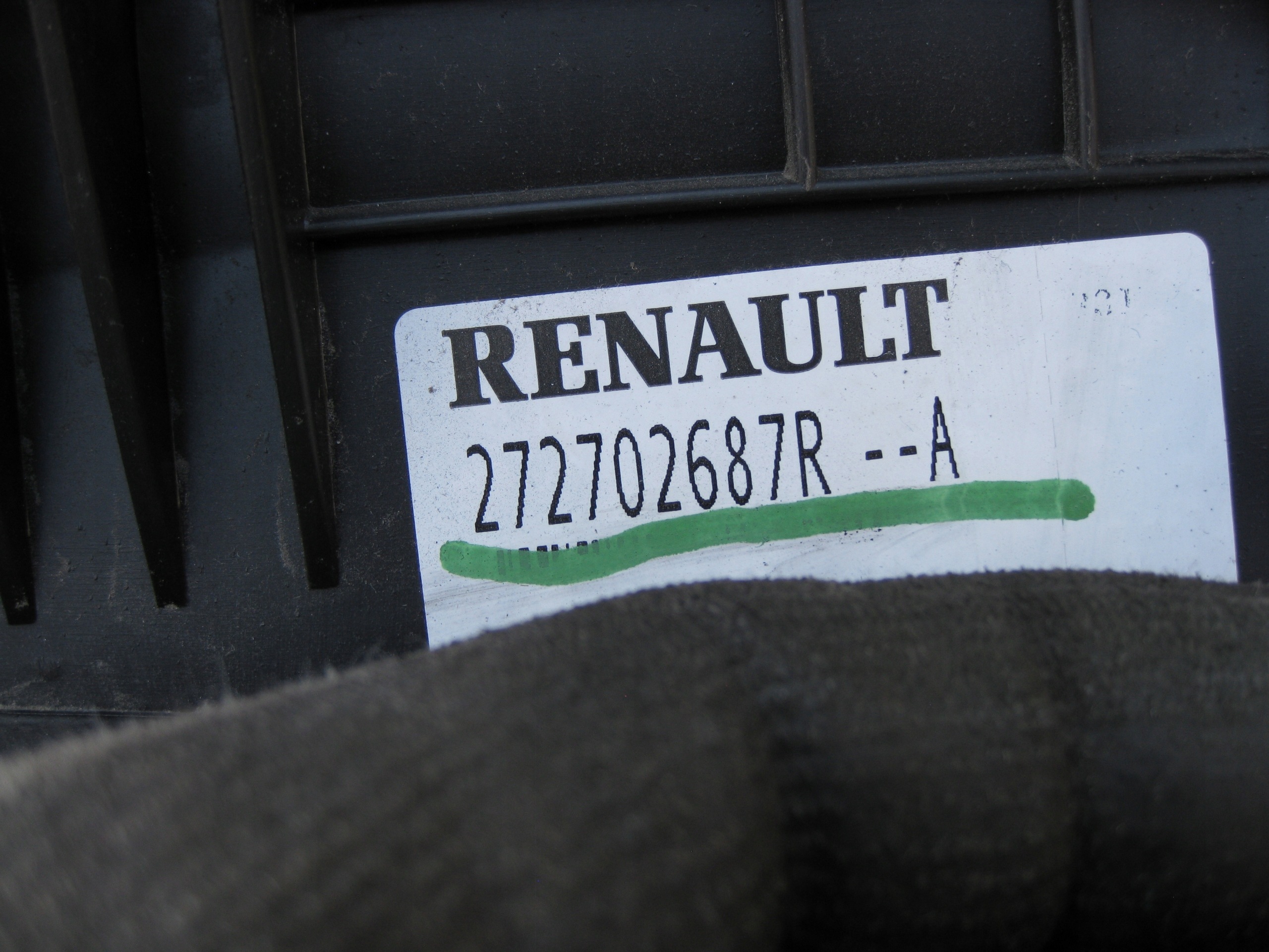 RENAULT MASTER III LIFT IV ohřívač obal 272702687R