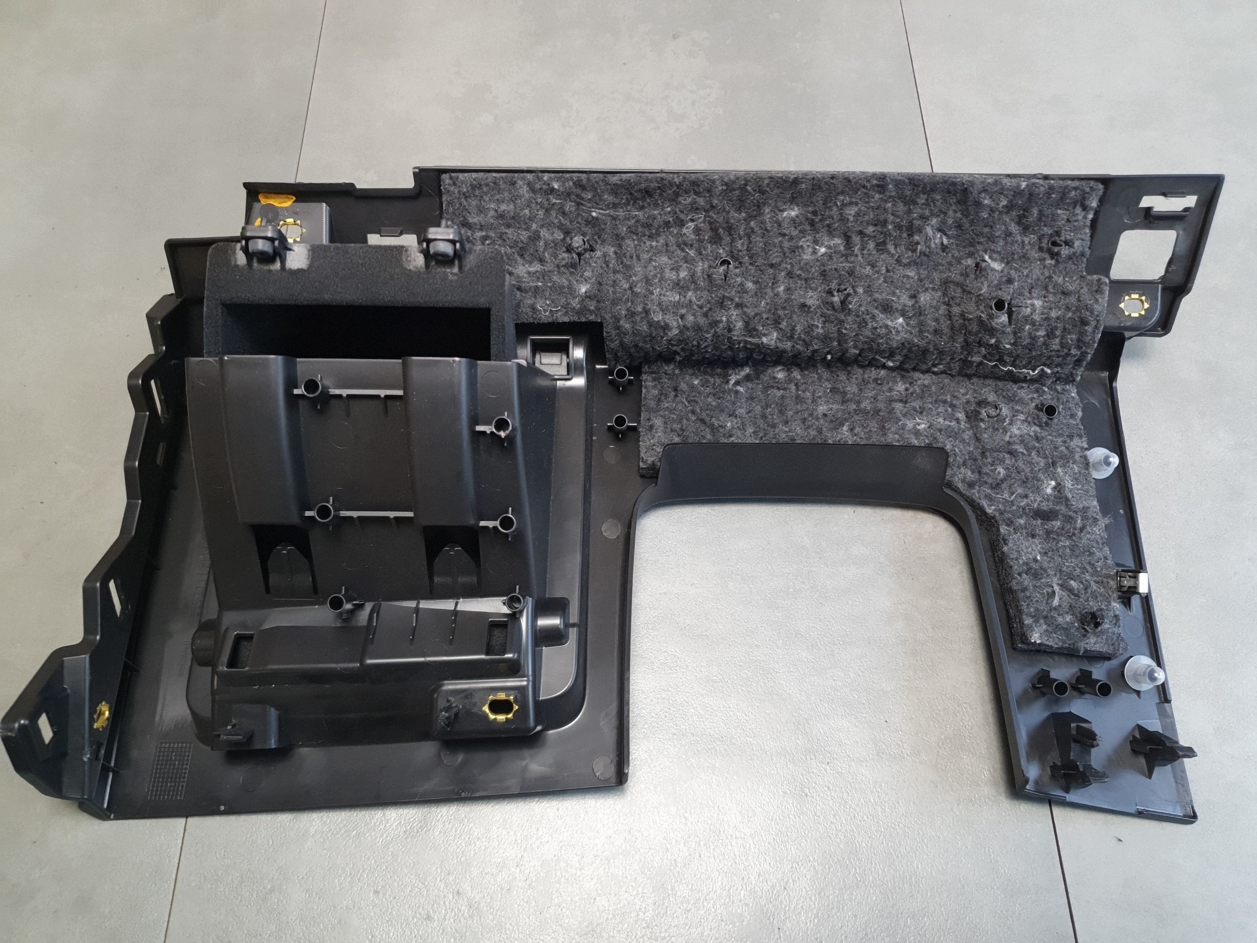 Audi SQ6 e-tron couverture sous volant 85H863075