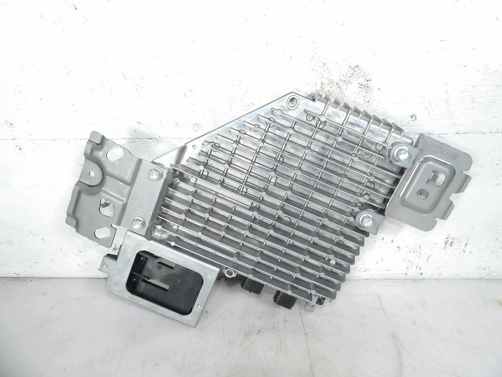 MAZDA 6 GJ 2.0SKYACTIV voltage module GKK167Y60D