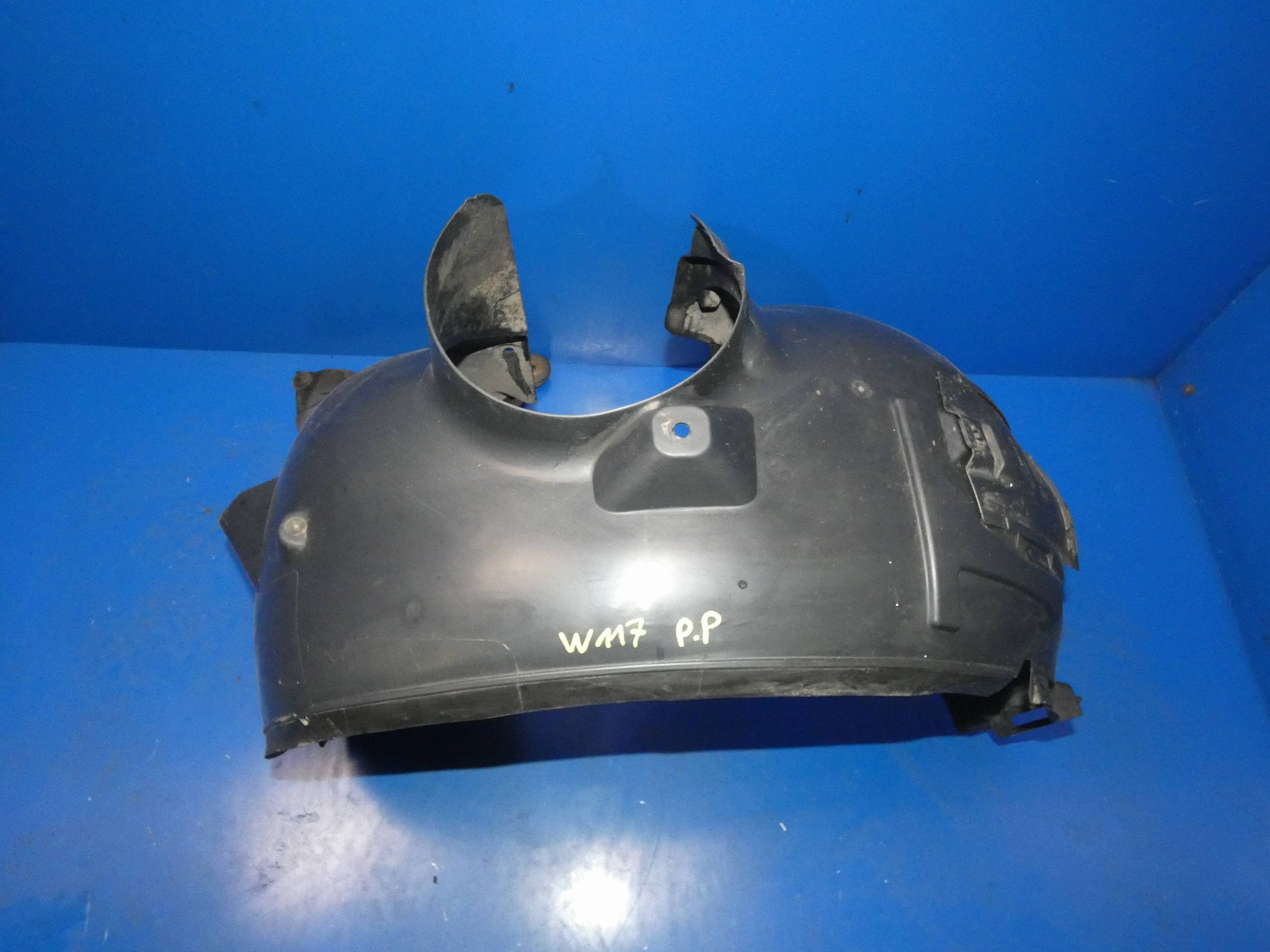 MERCEDES CLA W117 mudguard right front front right