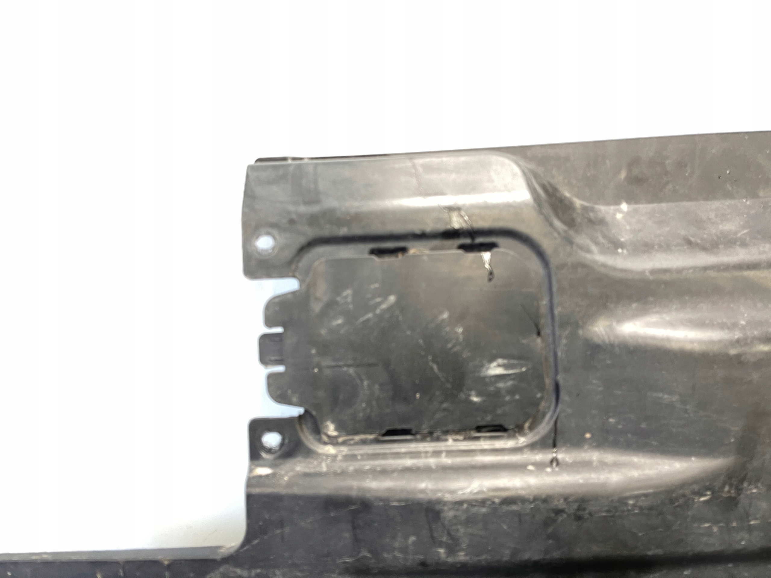 VOLKSWAGEN PASSAT B8 Variant rear left cover chassis 3Q0825101E