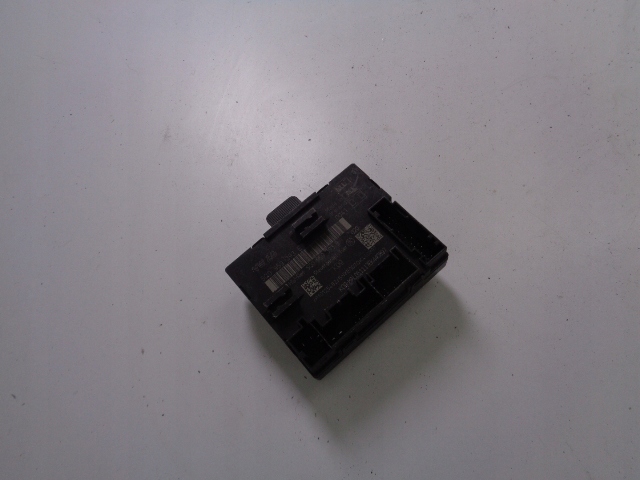 Modul drzwi Volkswagen OE 5Q0959393E