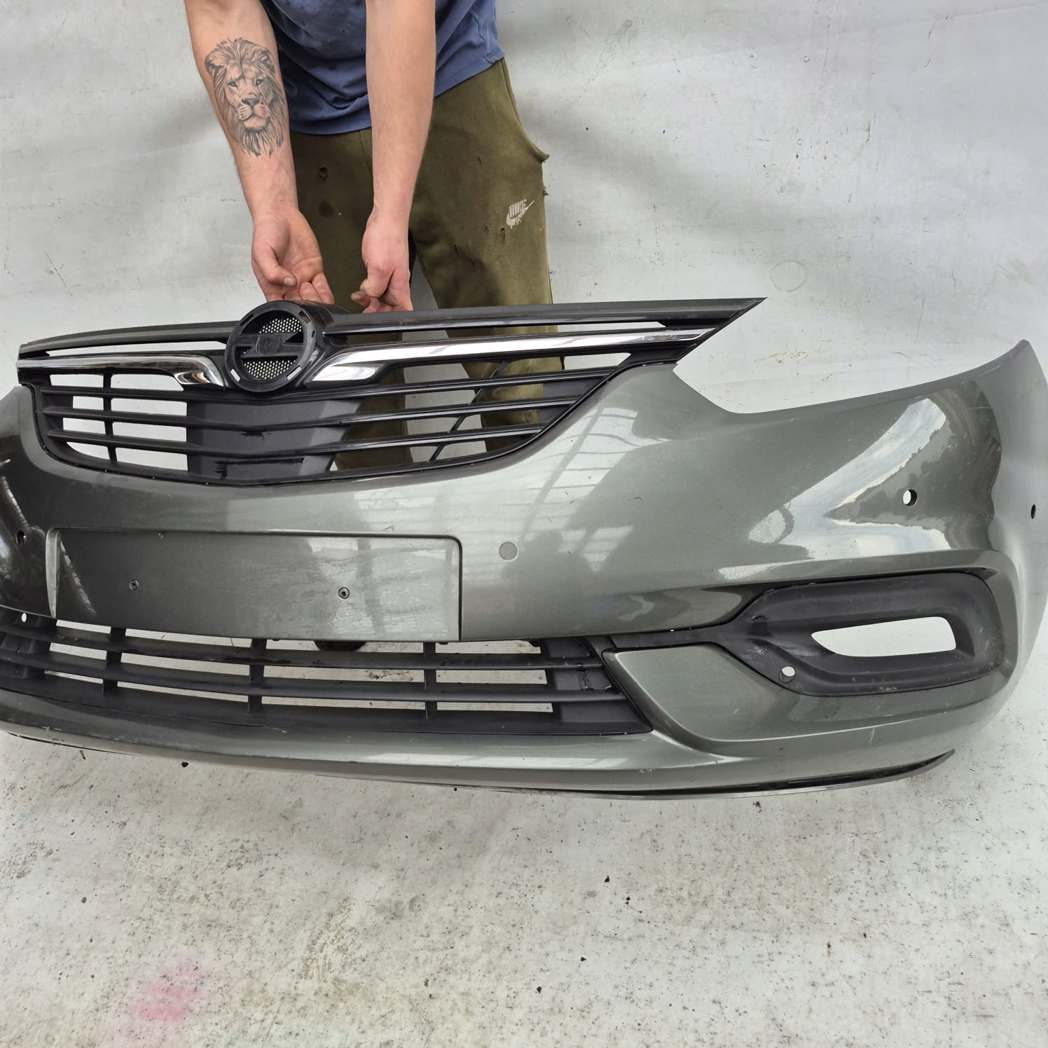 OPEL ZAFIRA C TOURER LIFT 16-19 bumper front front PDC