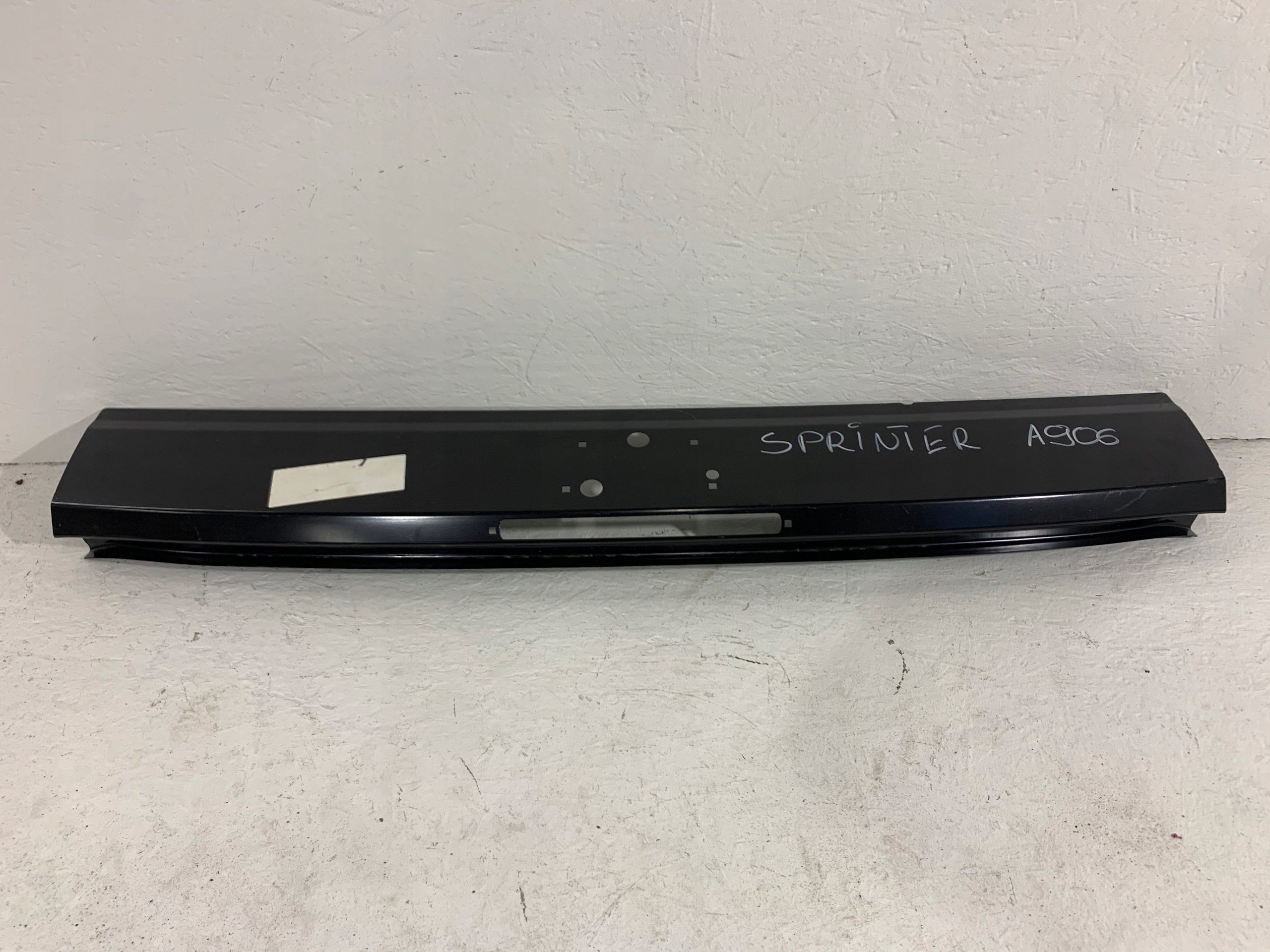 A9106510400 - Обшивка задньої стійки MERCEDES SPRINTER A910