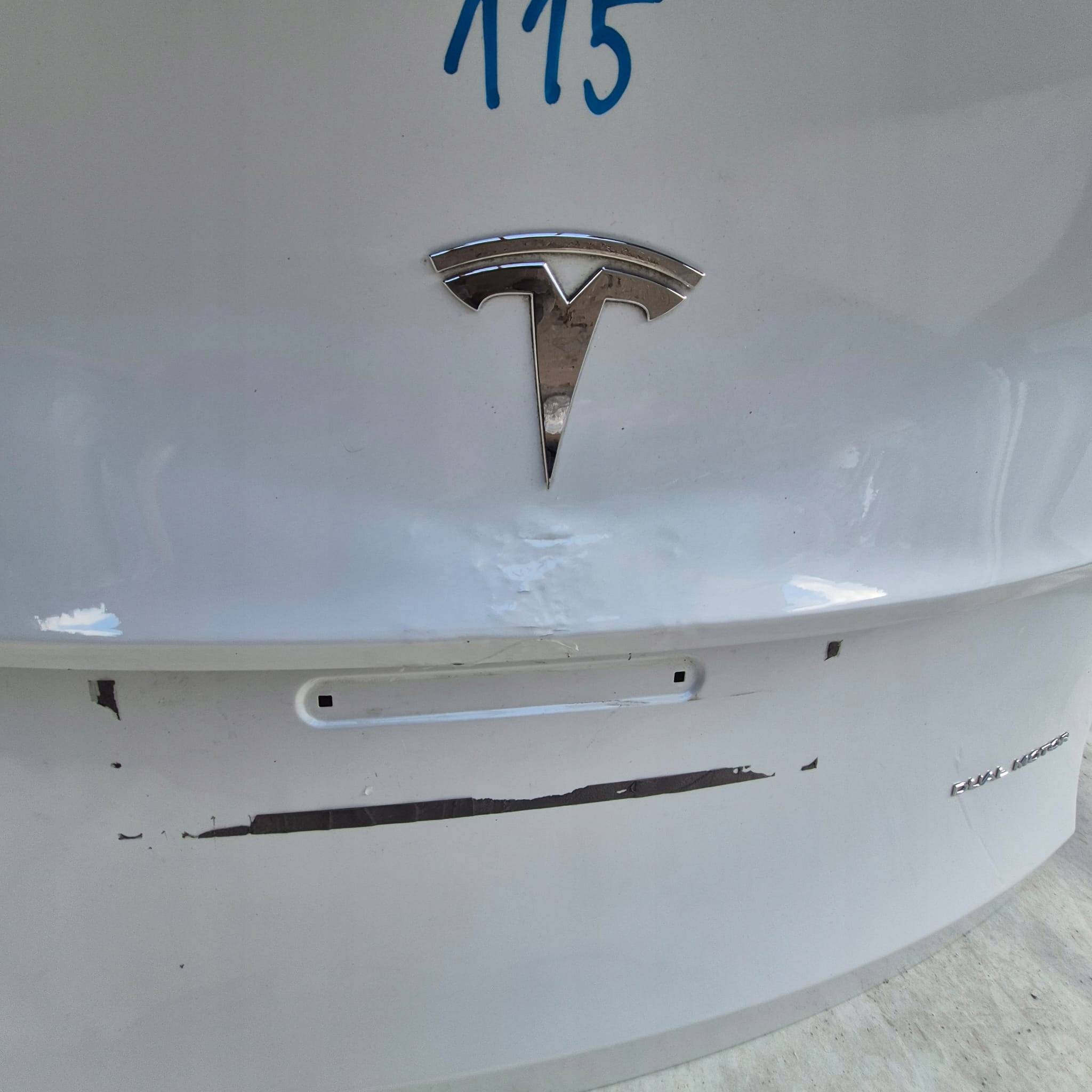 TESLA MODEL Y 20-> trunk door boot rear part rear