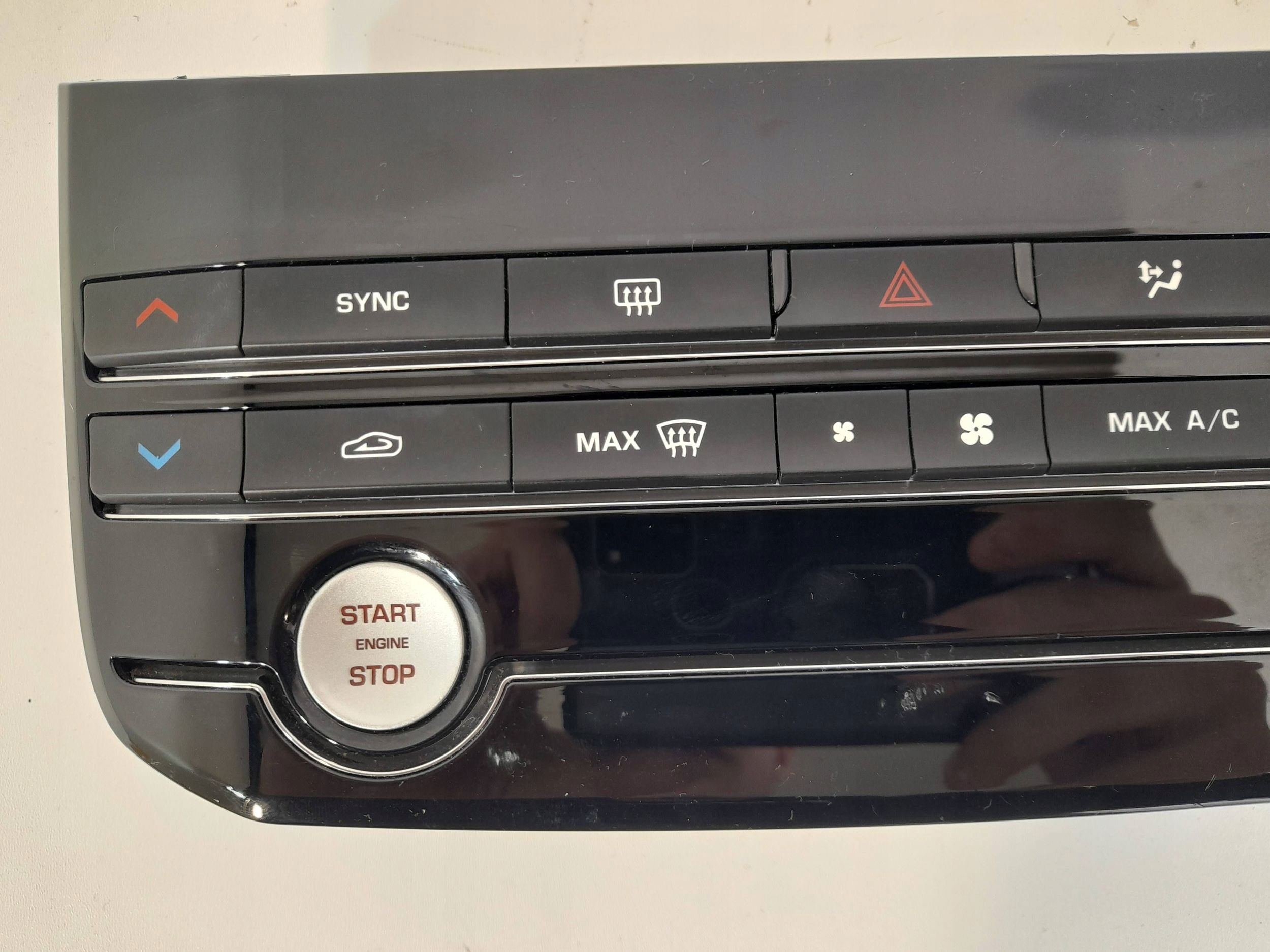 Jaguar F-Pace Unite commande clima GX6318C858AME (R678)