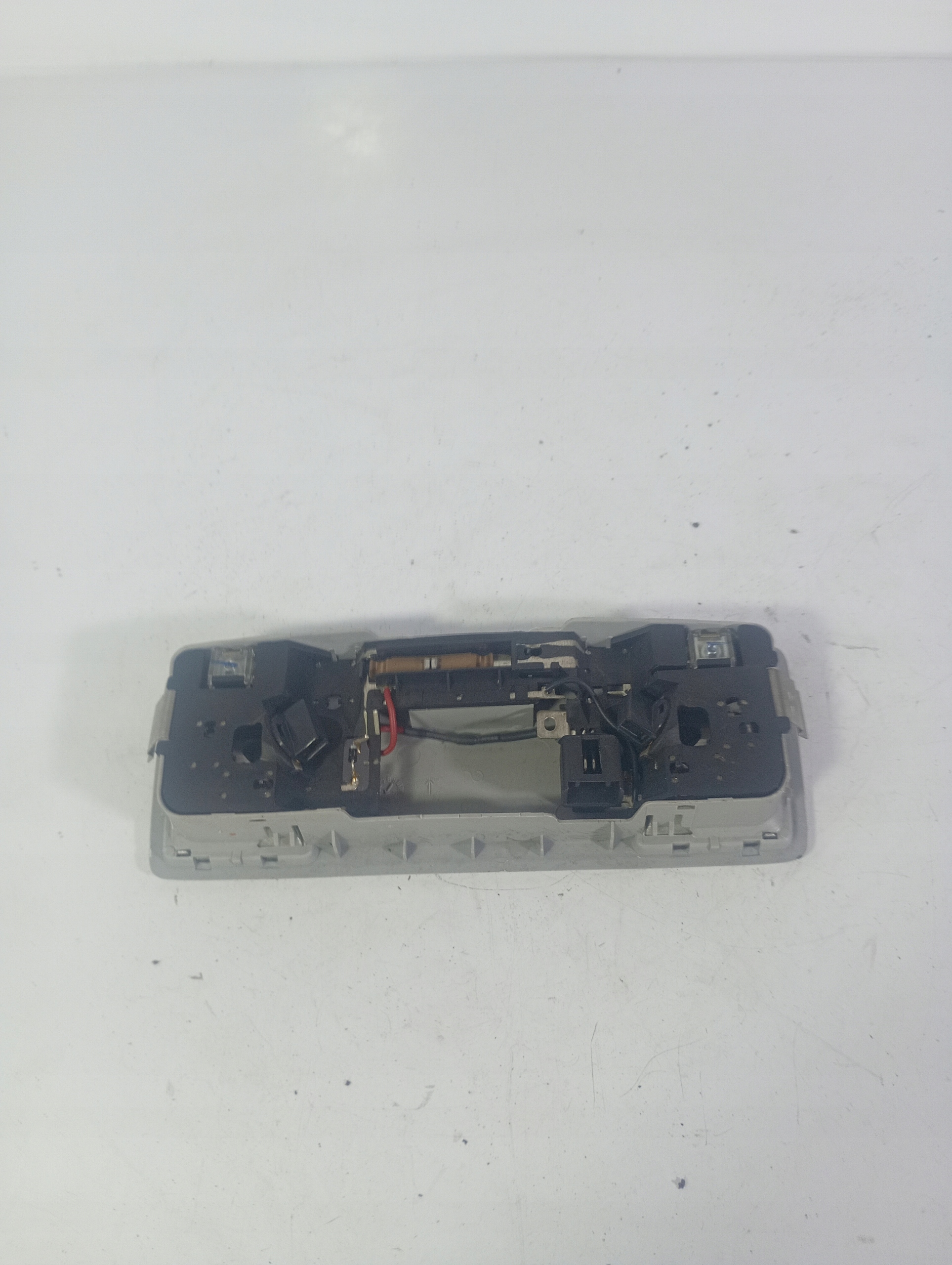 Mazda 6 VI 02-08 OSWIETLENIE cabs light inner SUFITOWA