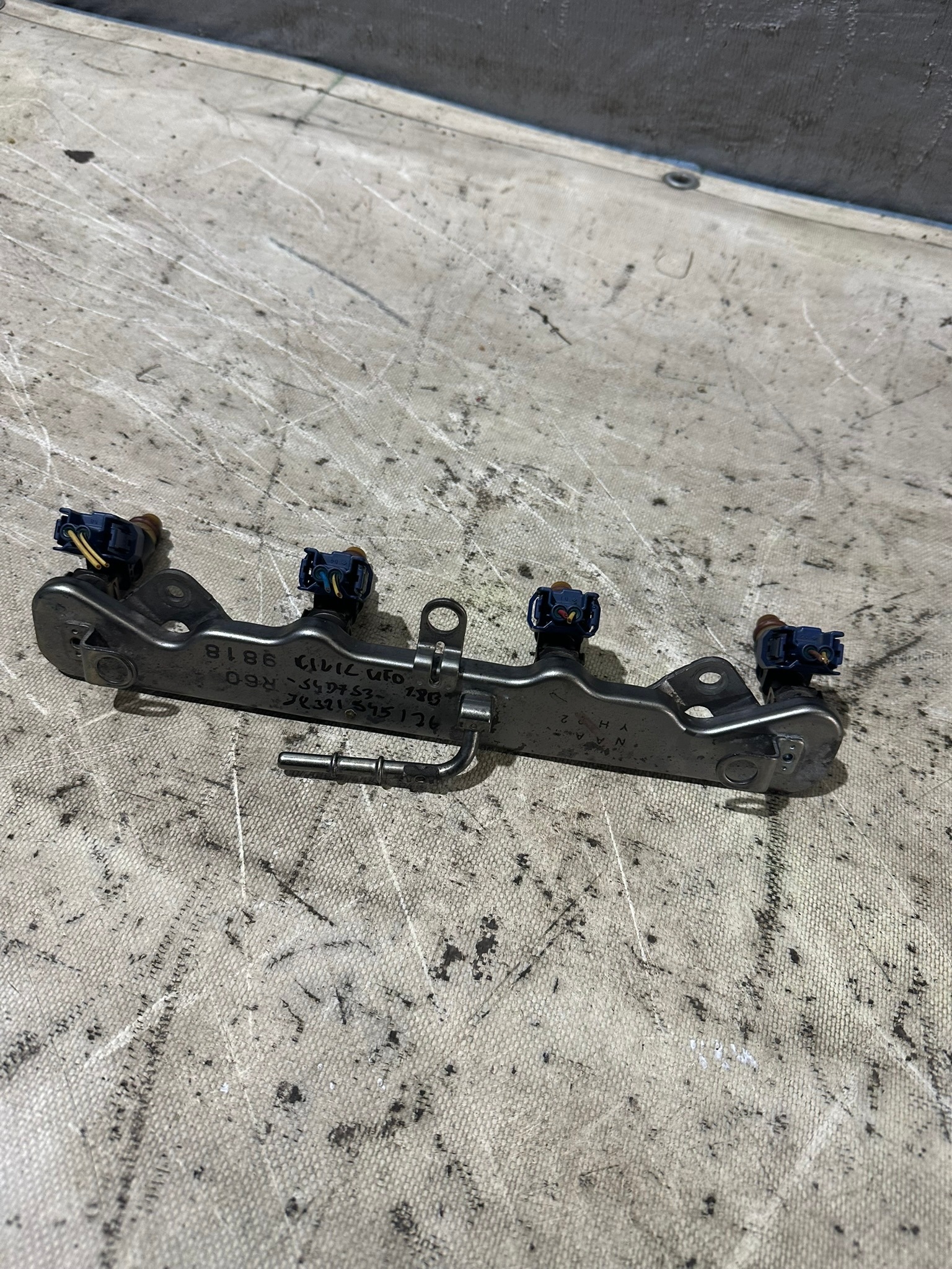 injection ramp HONDA CIVIC UFO 1.8B
