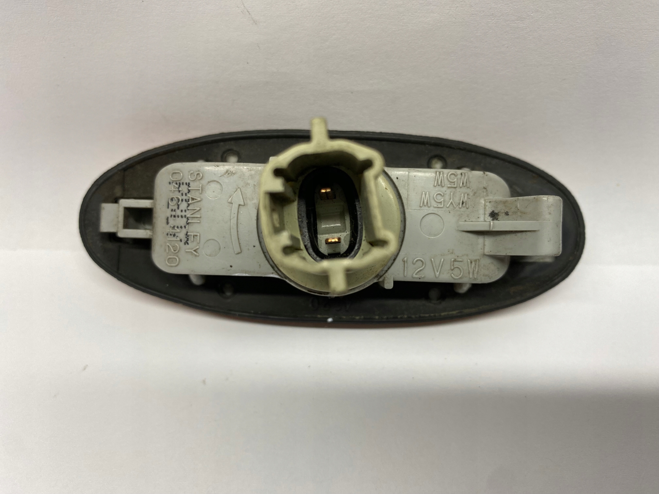 Indicateur de direction Aile MAZDA 323 046-4120