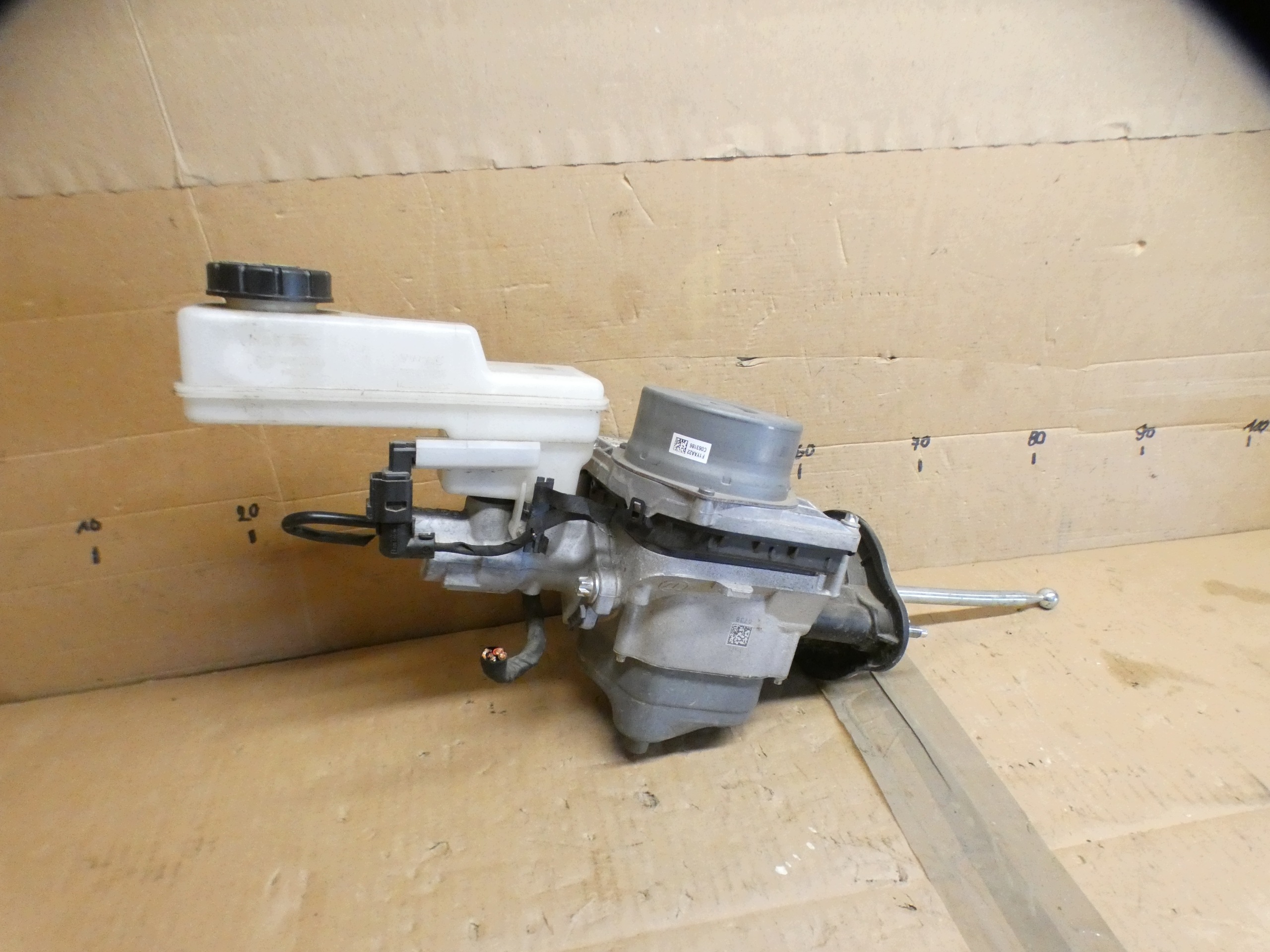 szervo AUDI Q4 E-TRON A025A736