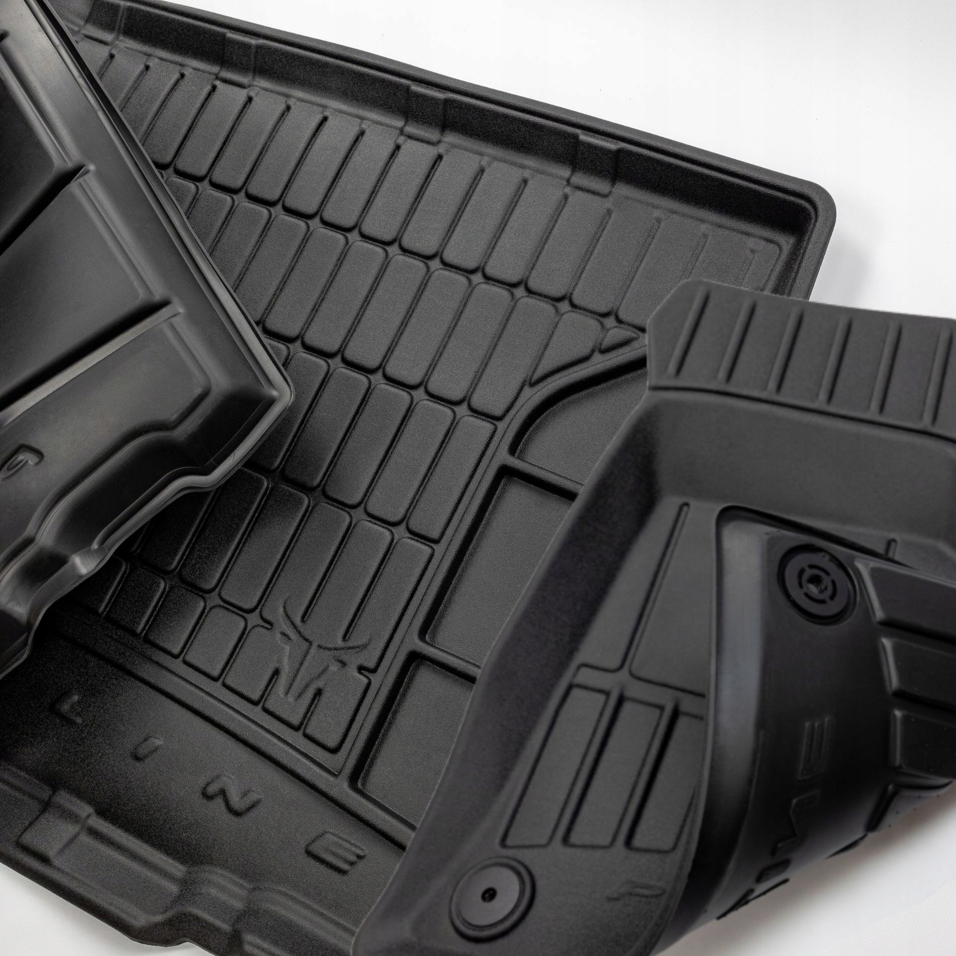 MATA GUMOWA BAGAŻNIKA FROGUM TM548935 Producent Frogum