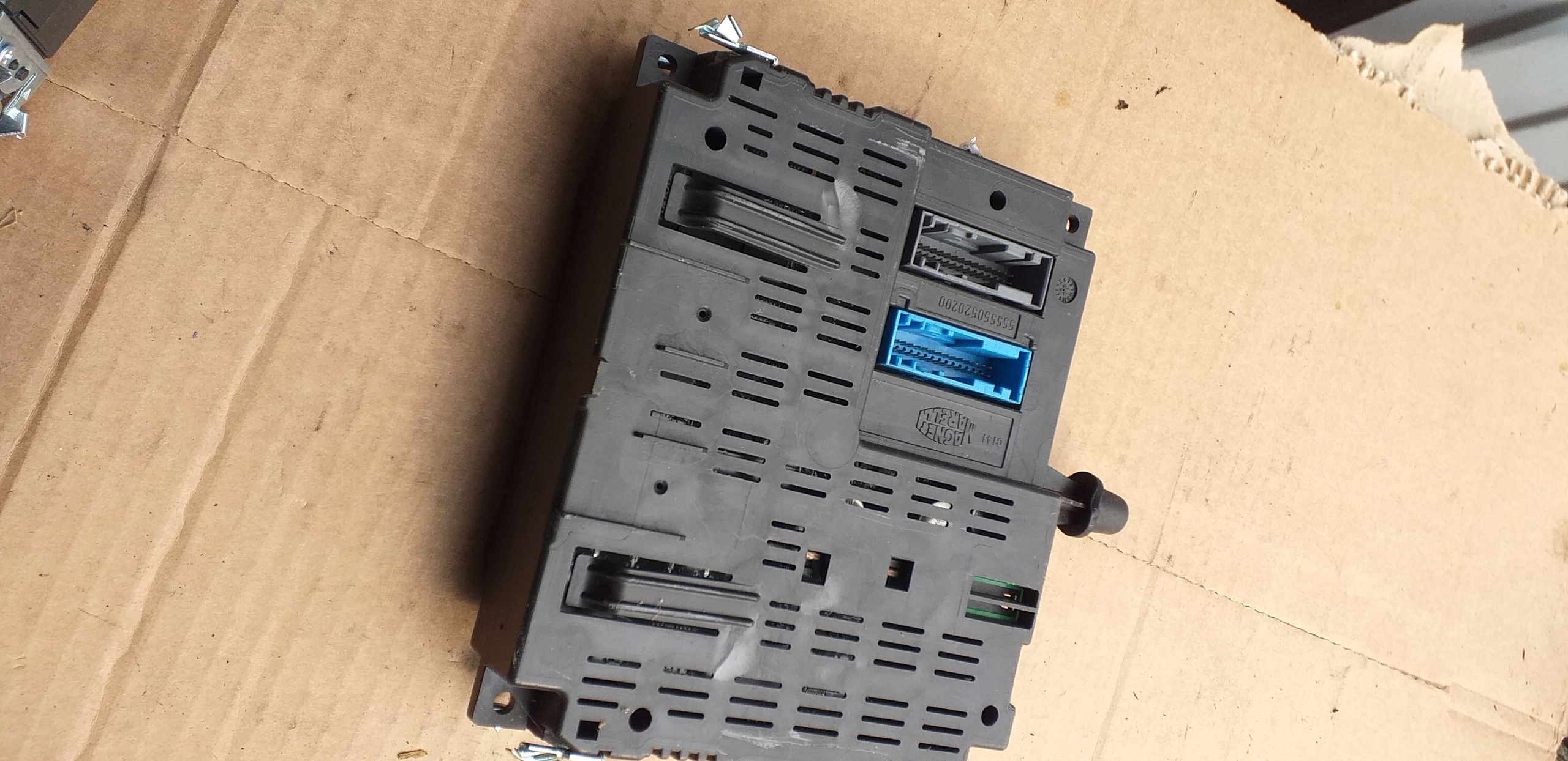 Alfa Romeo 159 Brera Moduł Blue&me 50513709