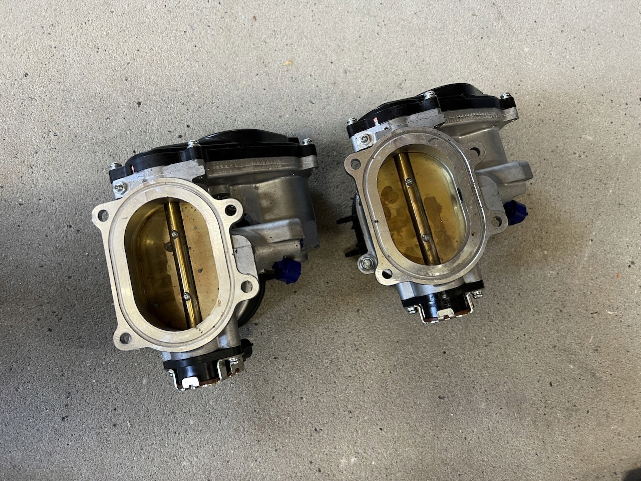 ДРОССЕЛЬНЫЕ ЗАСЛОНКИ DUCATI PANIGALE 1299