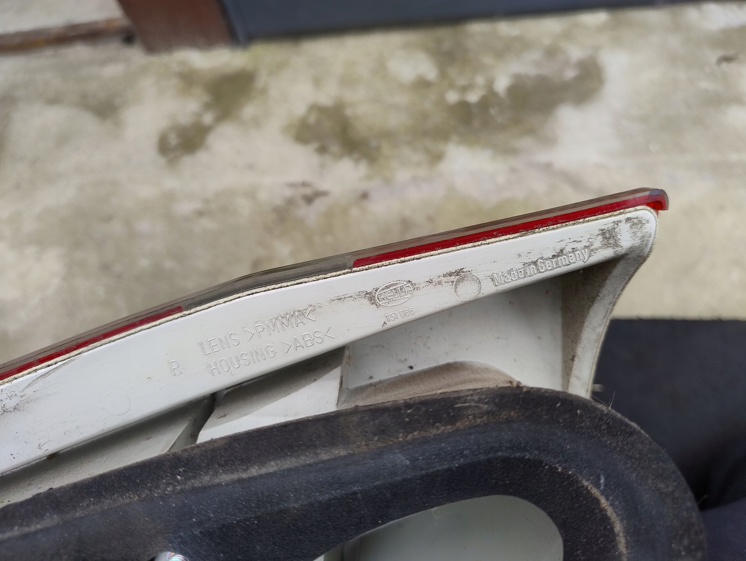light right rear part right rear MITSUBISHI CARISMA LIFT 151086