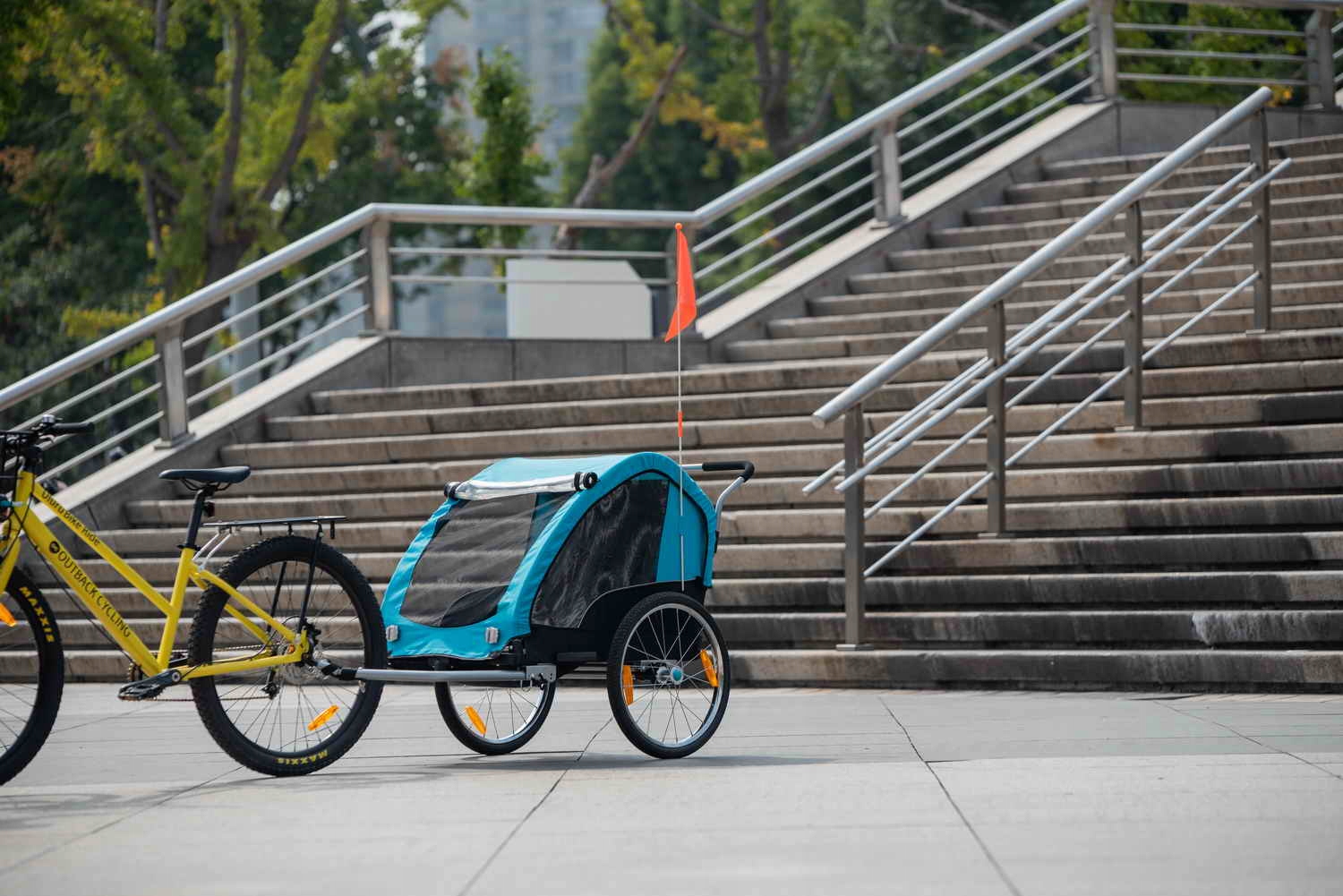 PROFEX PRZYCZEPKA ROWEROWA DO PRZEWOZU 2 DZIECI JOGGER 2w1 SKŁADANA LED 20' Wysokość 24 cm