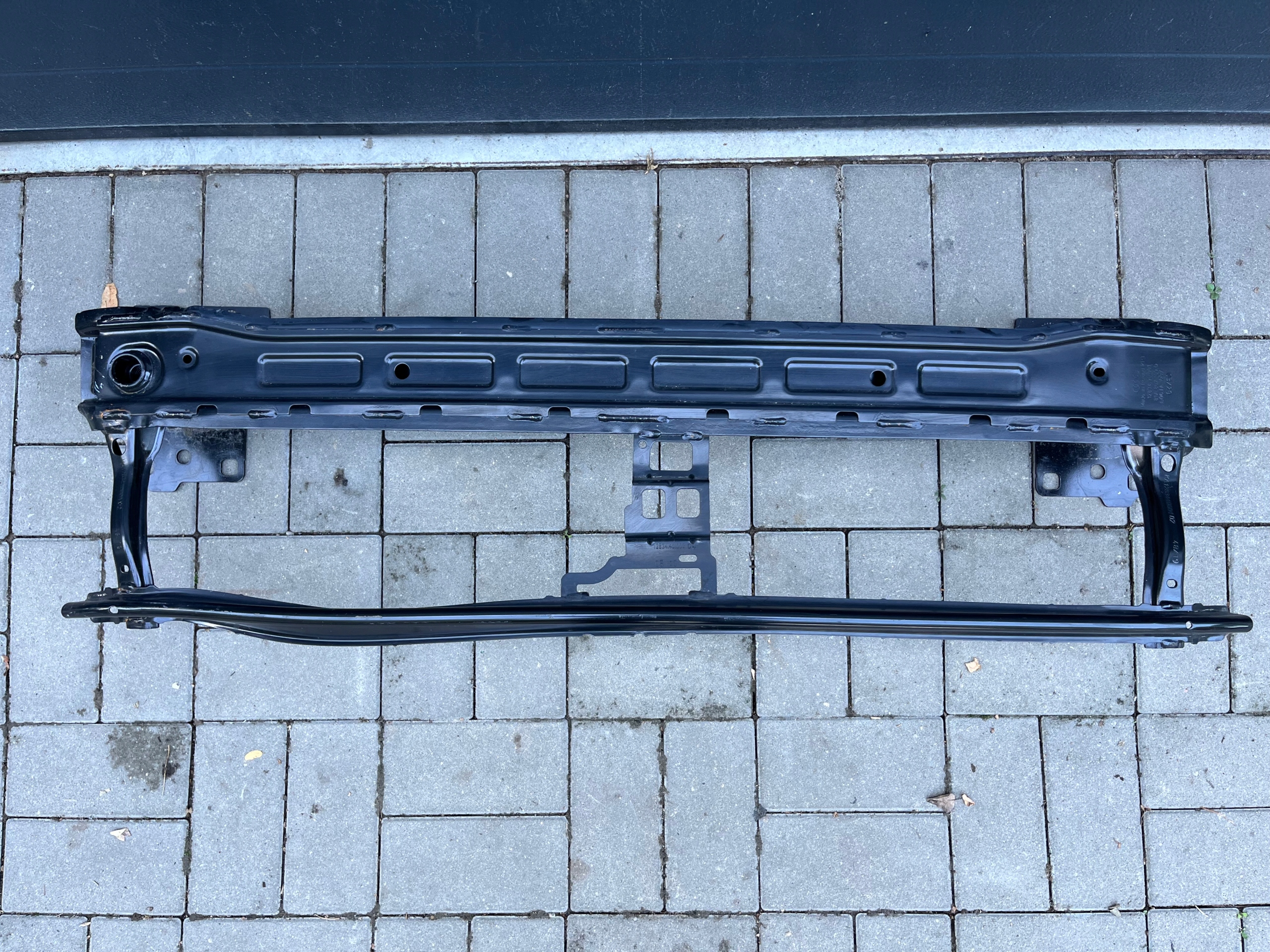 Audi Q2 81A sider below bumper front przenia