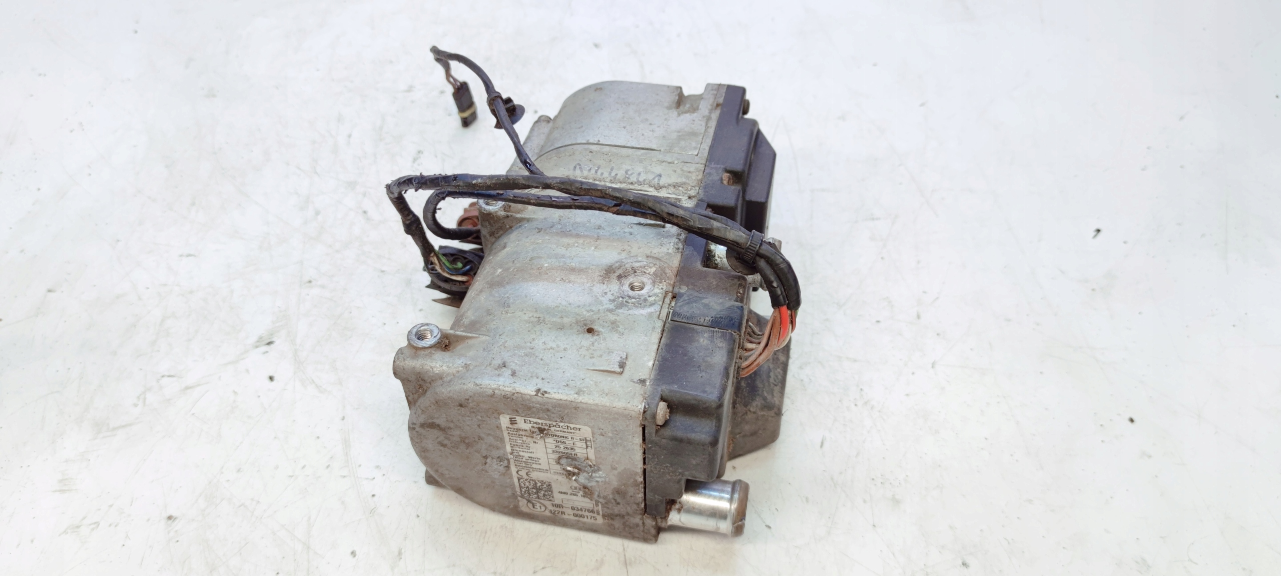 WEBASTO DOGRZEWACZ AUDI A4 B9 A5 8W0265081J