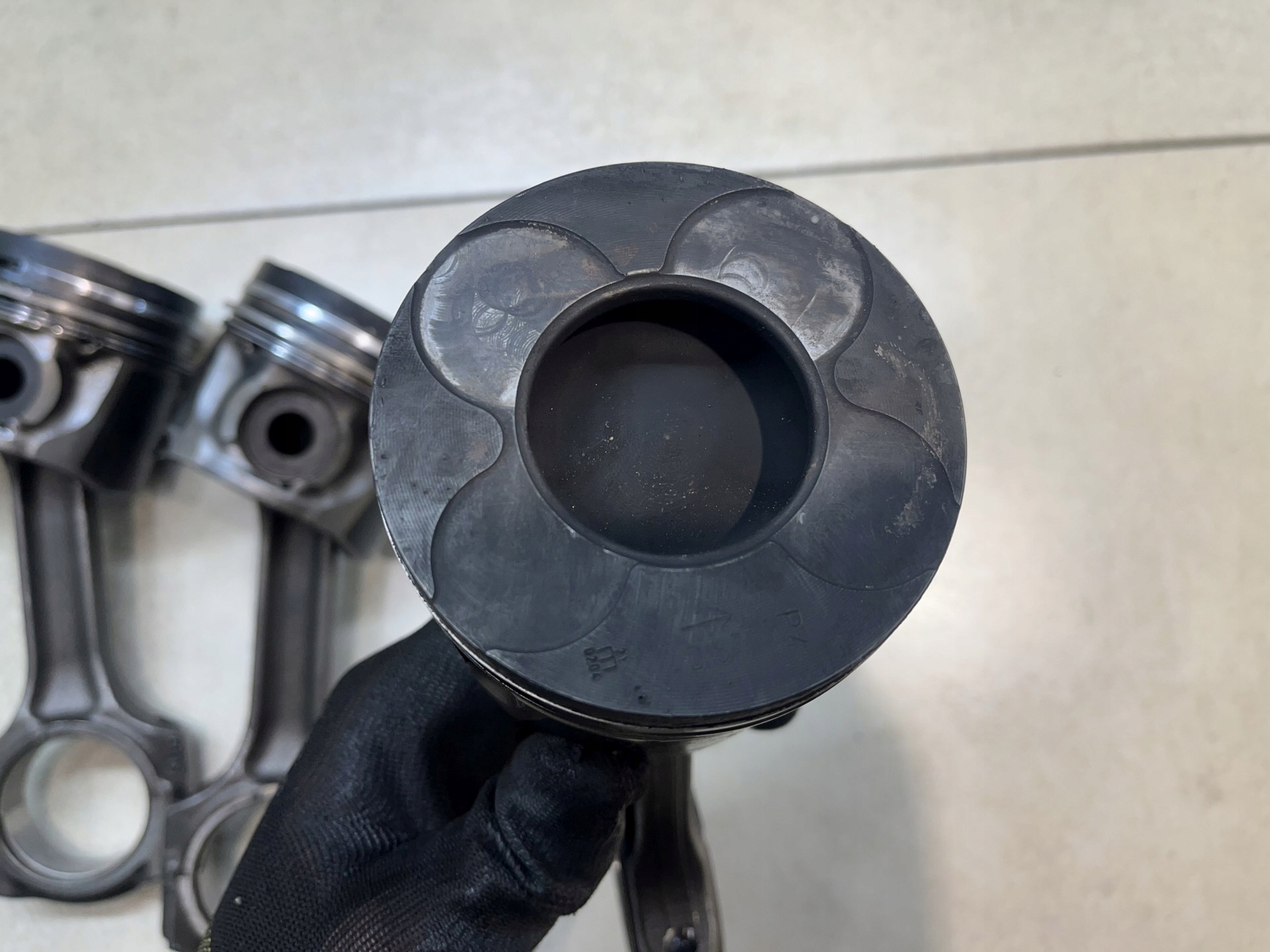 piston connecting rod FIAT ULYSSE II 2.2 JTD 85L105+