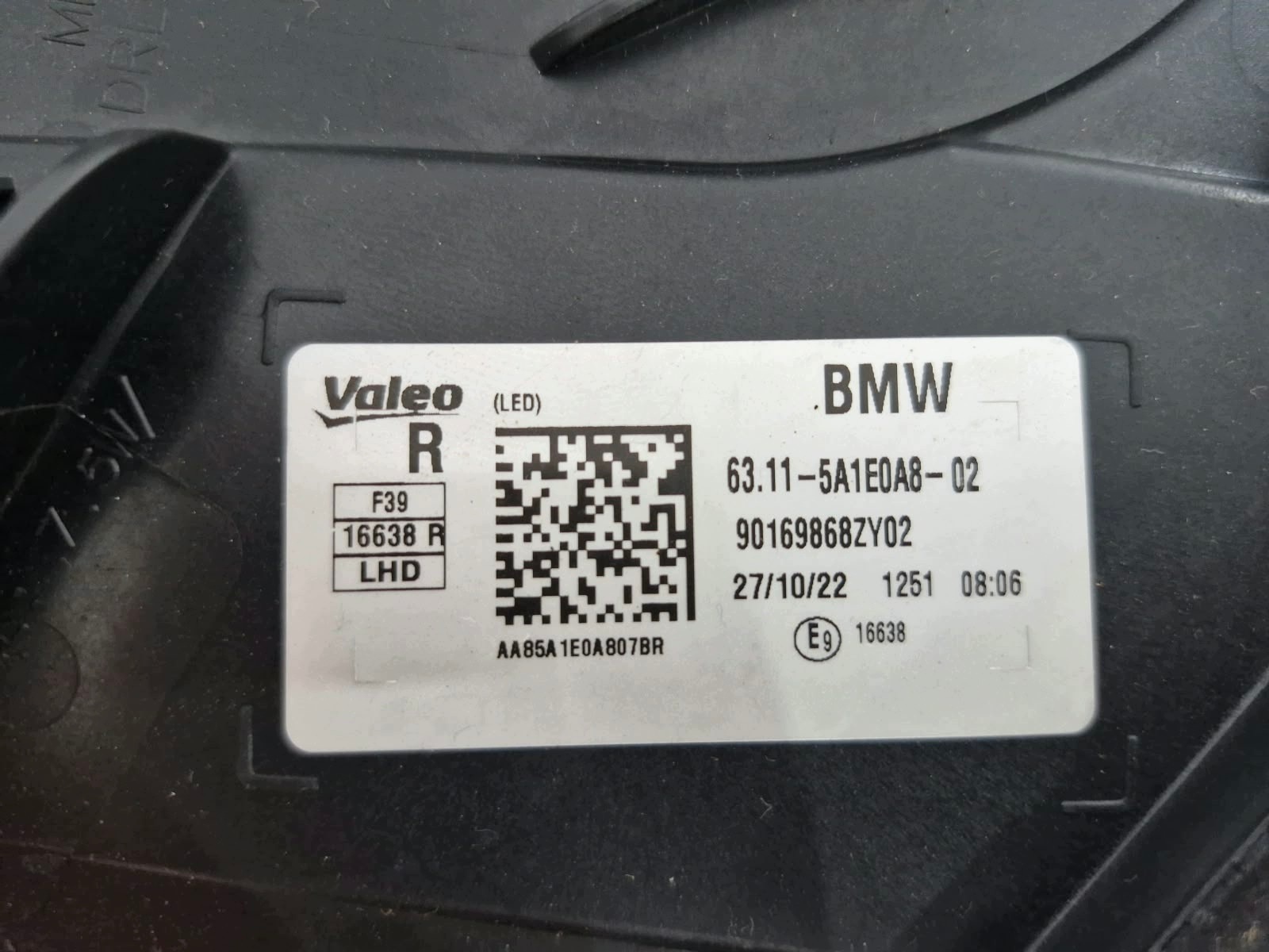 far desna BMW X2 F39 FULL LED
