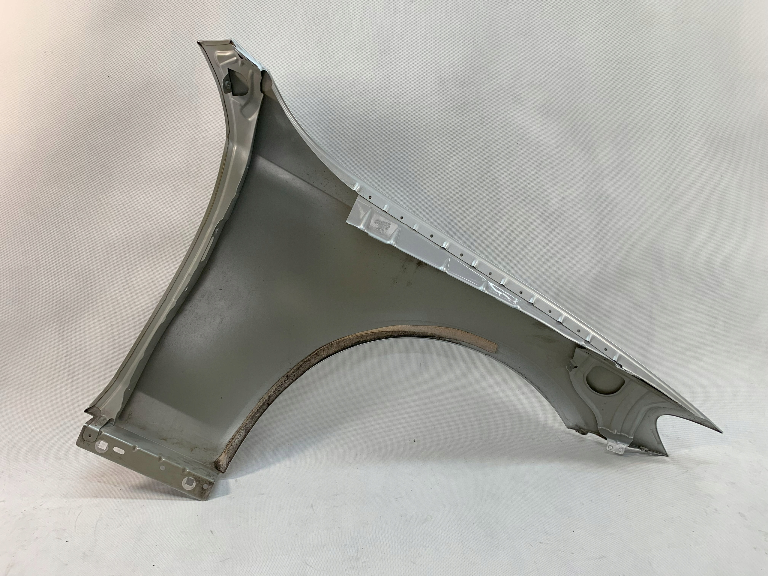 parafango sinistra Mercedes E-Klasa 16-22r A2138810101 06.25
