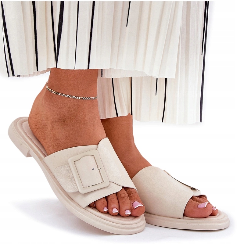 Nazouváky S Plochou Sponou A Podpatkem D&a SJ2302-01 Béžová 37