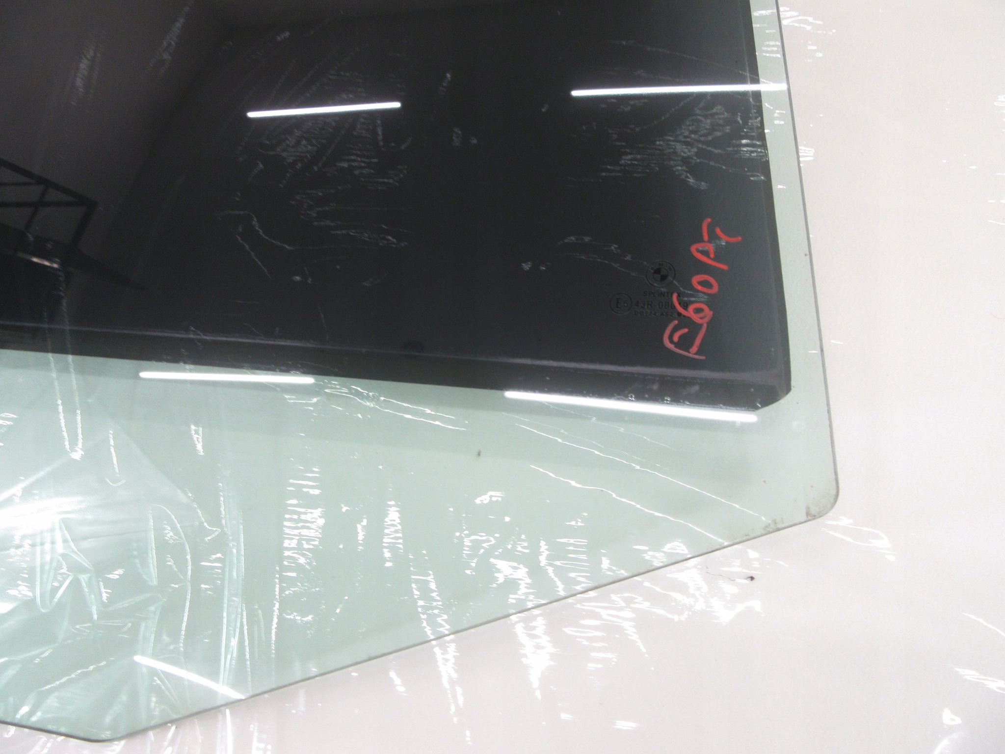 window right right rear part BMW e60 sedan AS2