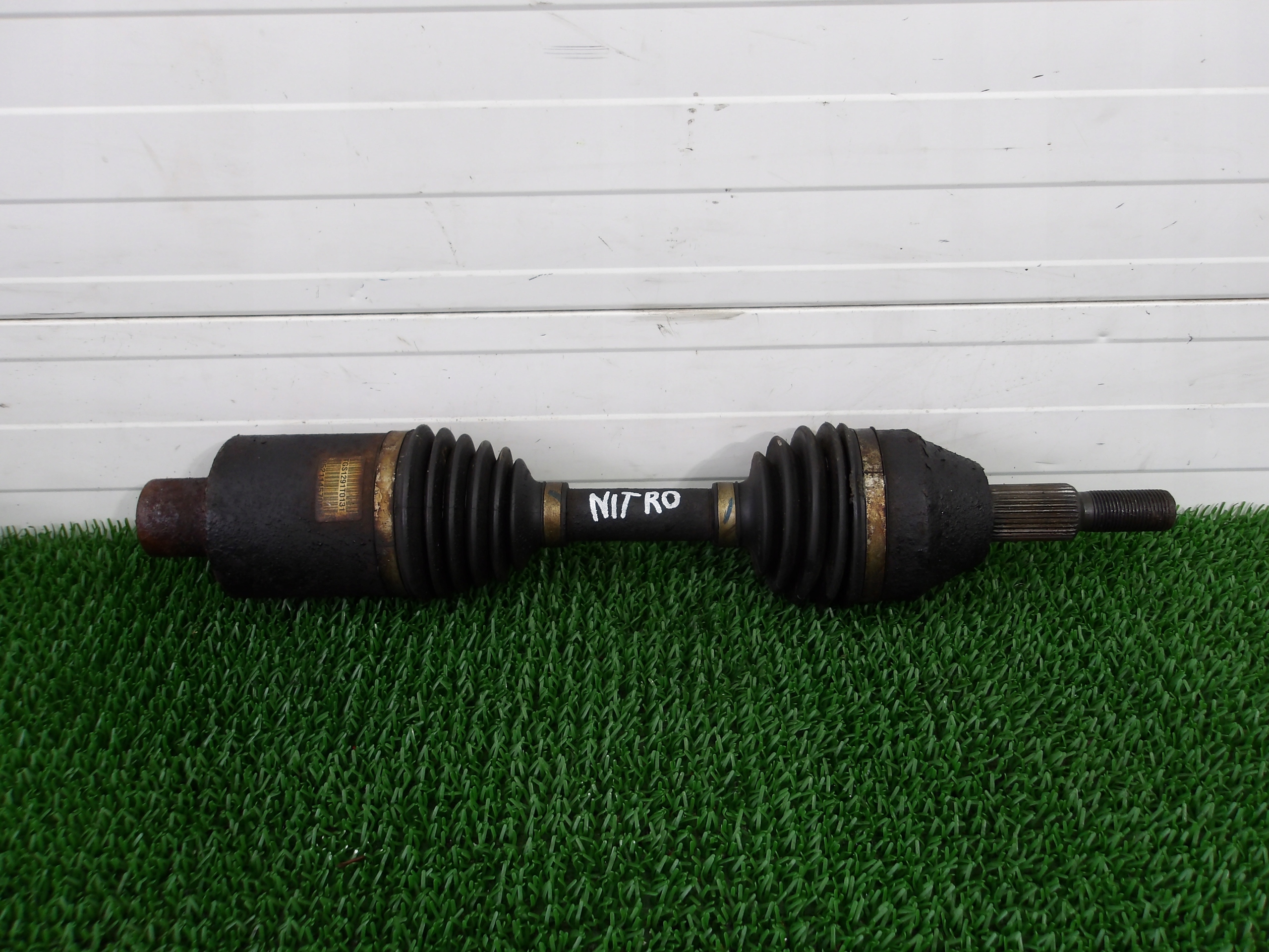 P52114570AB - DODGE NITRO 07-11 4.0 V6 передній правий піввісь OE