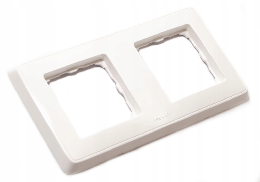 

Ramka podwójna Legrand Cariva 773652 biała