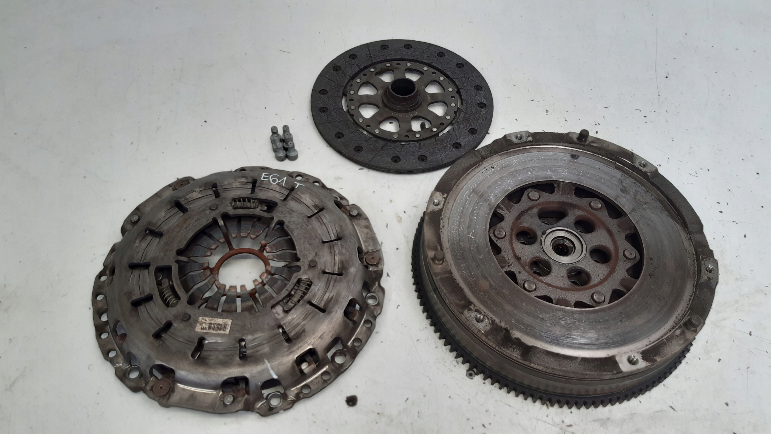 clutch wheel flywheel 7524974 BMW E61 525i