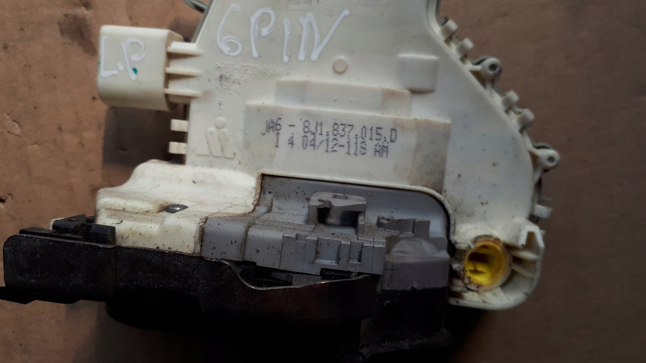 A6 C7 4G lock door left front 6PIN A5 Q5 A6