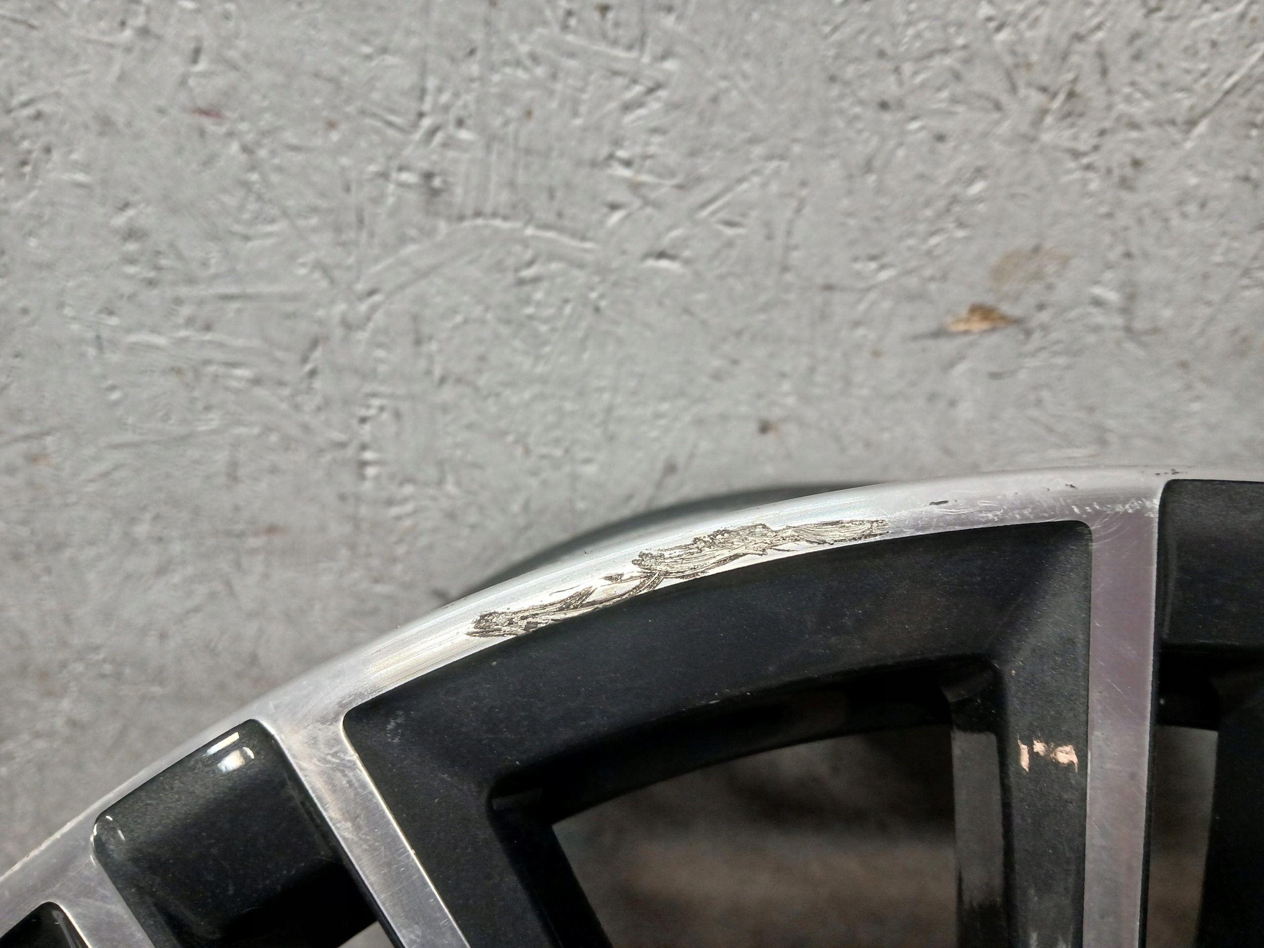 disk hliníkový BMW 7,5J 18" ET25 5X112 8089890