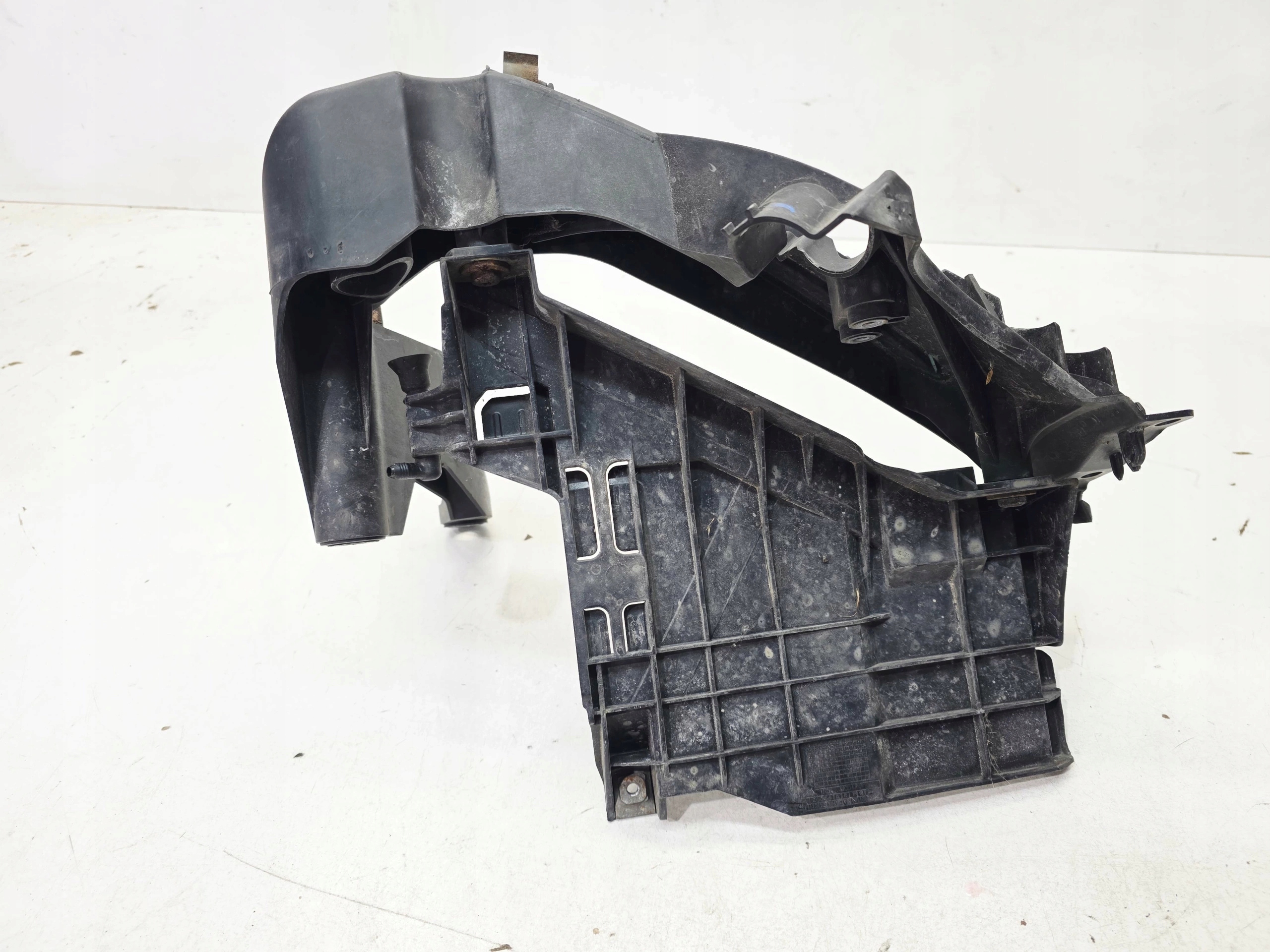support holder REFLEKTORA left front AUDI A5 8T 8T0805607