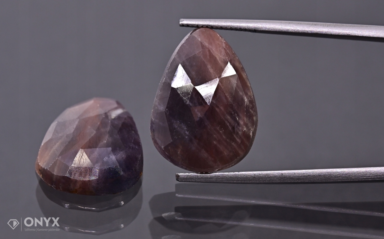 Safír fasetovaná rozeta Para nepravidelná 18,5x13