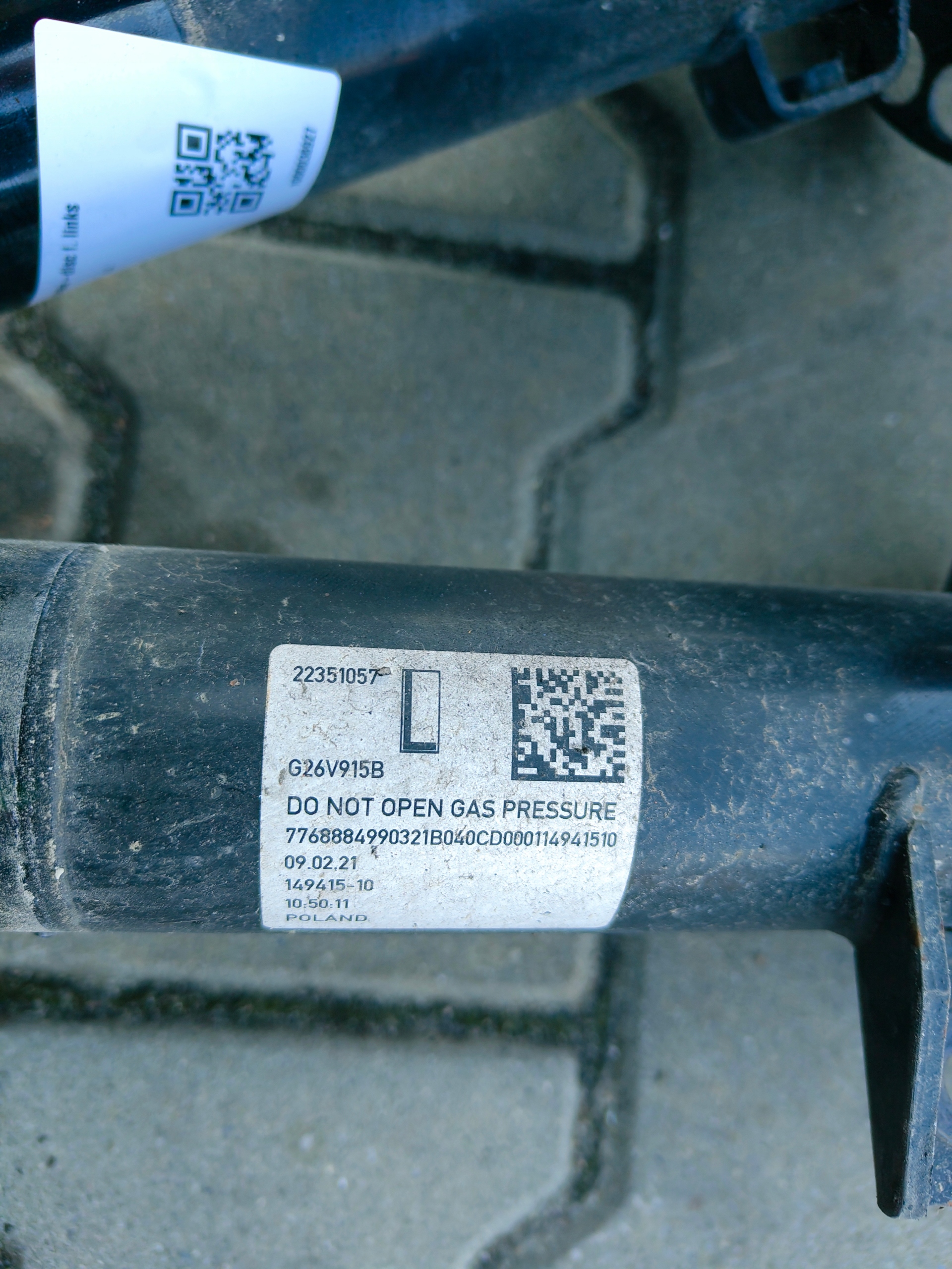 BMW 4 G26 shock absorber front right left 6888499 6888500