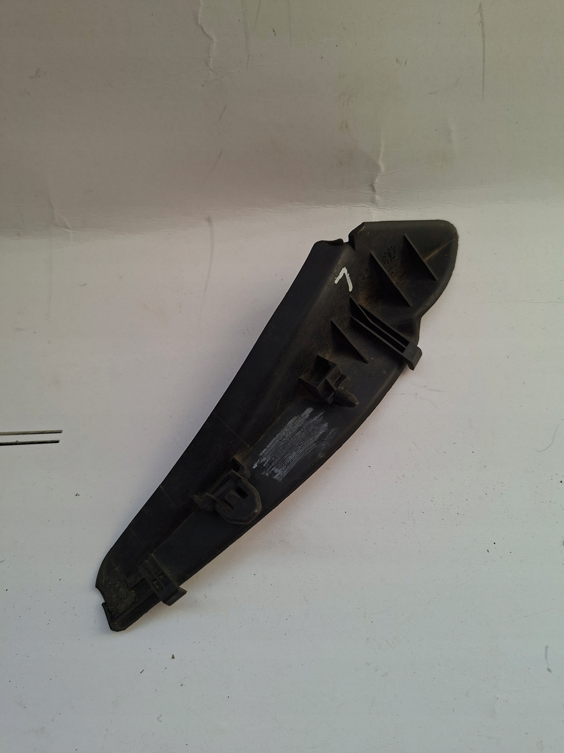 cover under the window left MAZDA3 III BHN9-51PC1